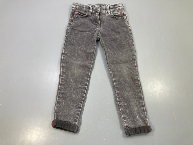 Pantalon jean gris délavé, noeuds métalliques, revers, moins cher chez Petit Kiwi