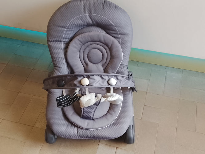 Relax évolutif gris Chicco Hooplà, mode transat de 0 à 6m (jusqu'à ce que l'enfant sache s'asseoir seul), moins cher chez Petit Kiwi