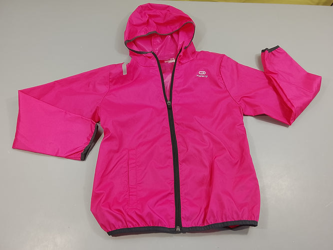 Veste style K-way rose  et noir "Kalenji", moins cher chez Petit Kiwi