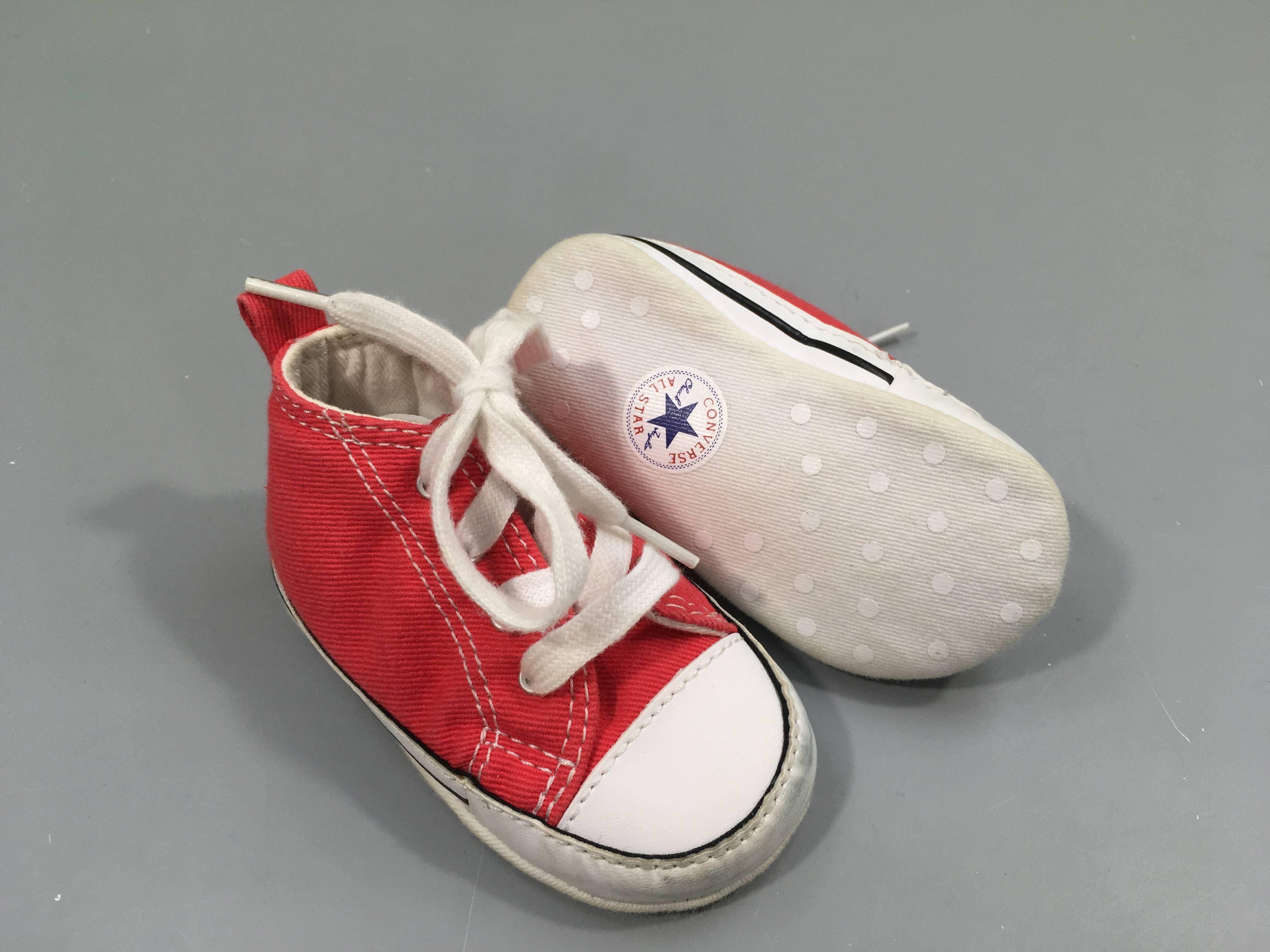 Baskets souples textile rouge, 19, avant taché, Converse