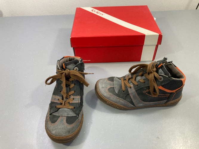 Bottines brunes orangée zippées coté Kickers, moins cher chez Petit Kiwi