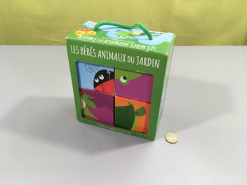 Cube empilables en carton, bébés animaux au jardin, +2a Sassi, cubes un peu usés