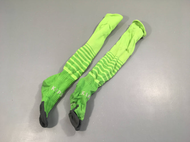 Chaussettes de foot vert néon, boulochées 31-34, moins cher chez Petit Kiwi