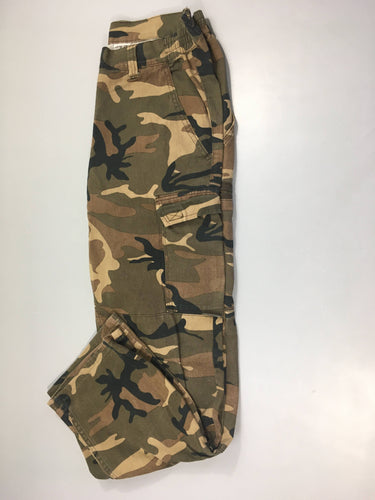 Pantalon léger camouflage kaki, moins cher chez Petit Kiwi