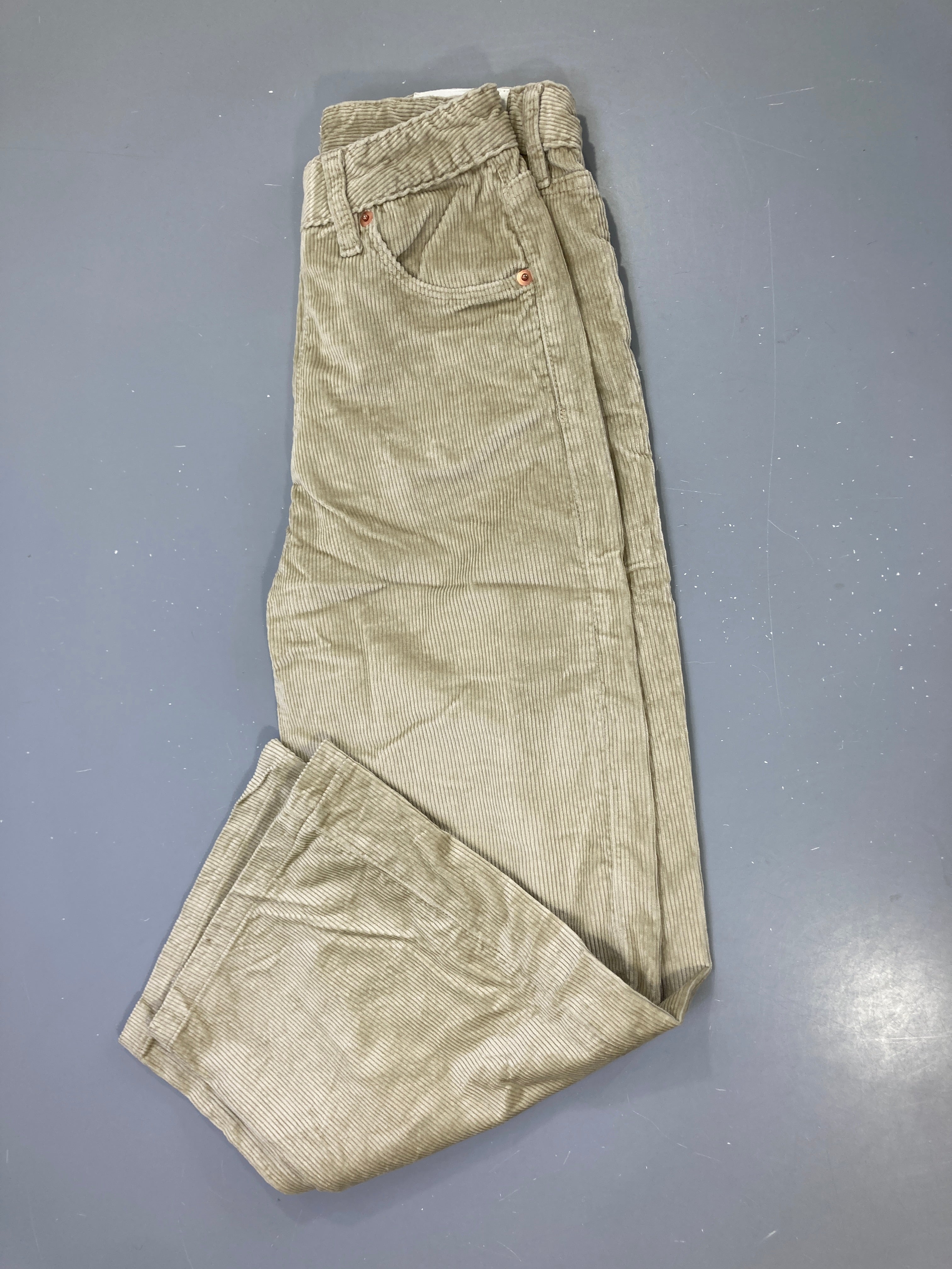 Pantalon beige velours côtelé 5 poches