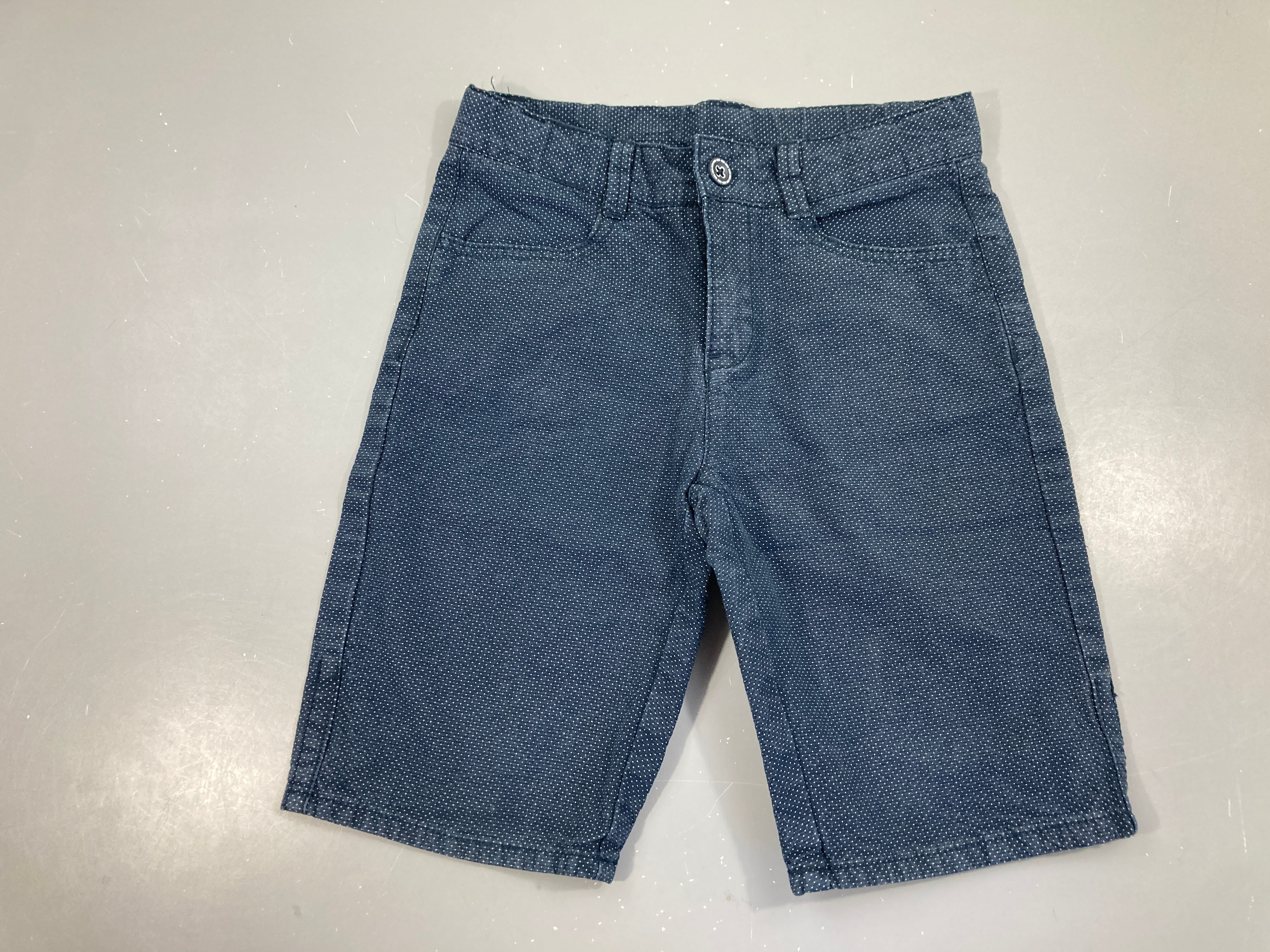 Bermuda bleu marine pois