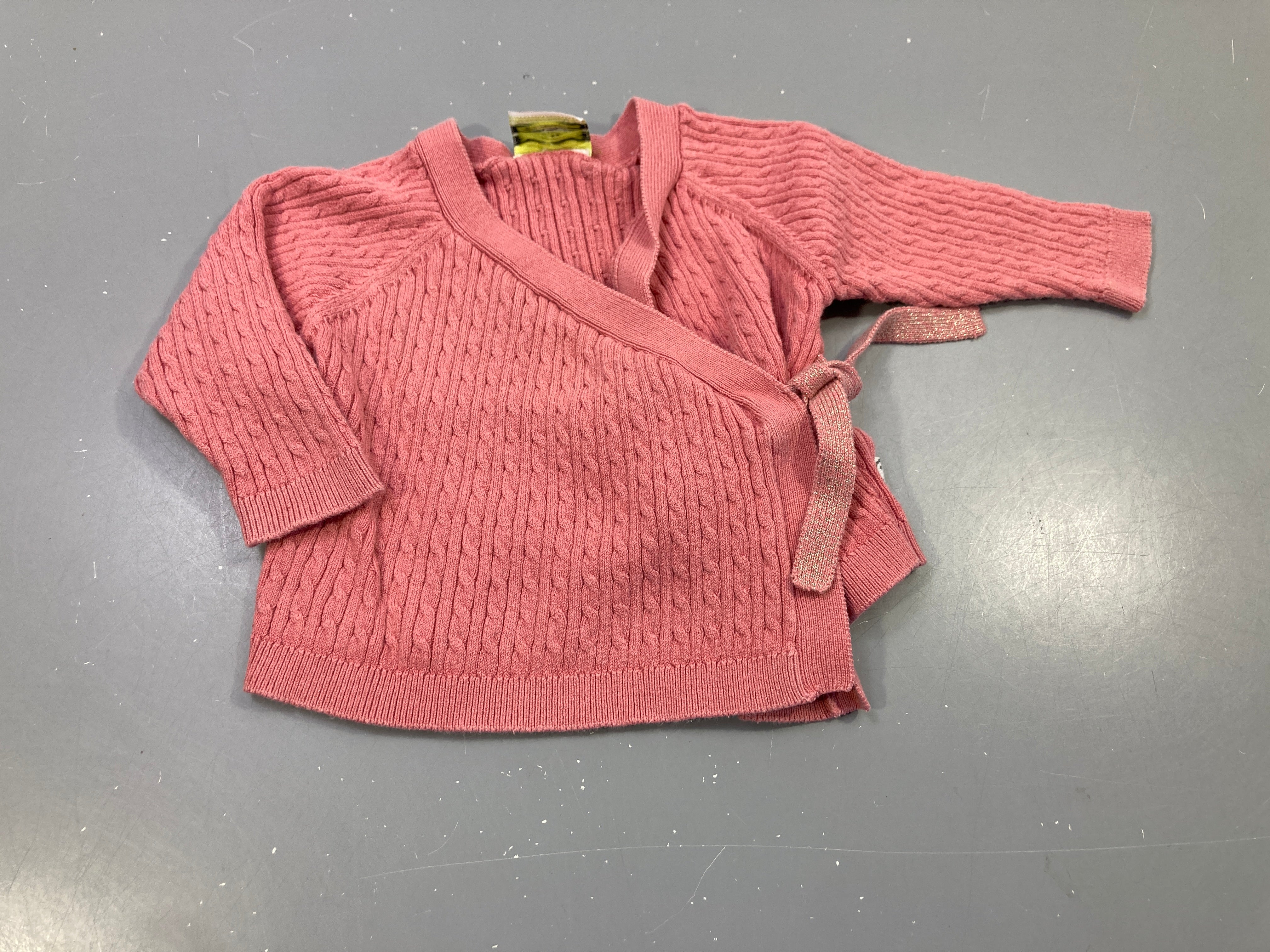 Gilet cache-coeur rose texturé