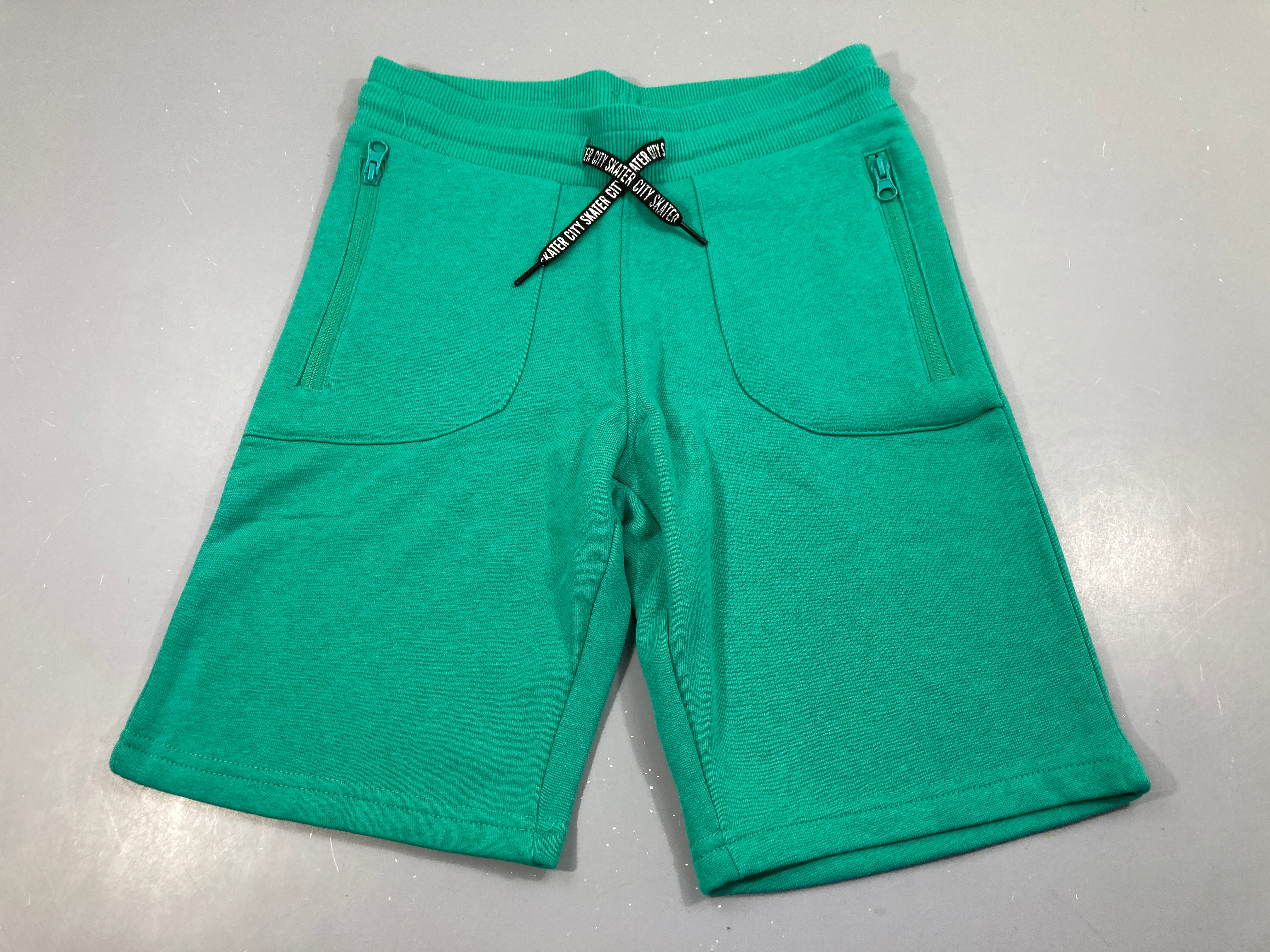 Bermuda molleton vert