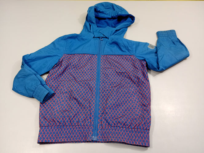 Veste  zippée à capuche  amovible style coupe-vent bleur  motifs losanges rouges, moins cher chez Petit Kiwi