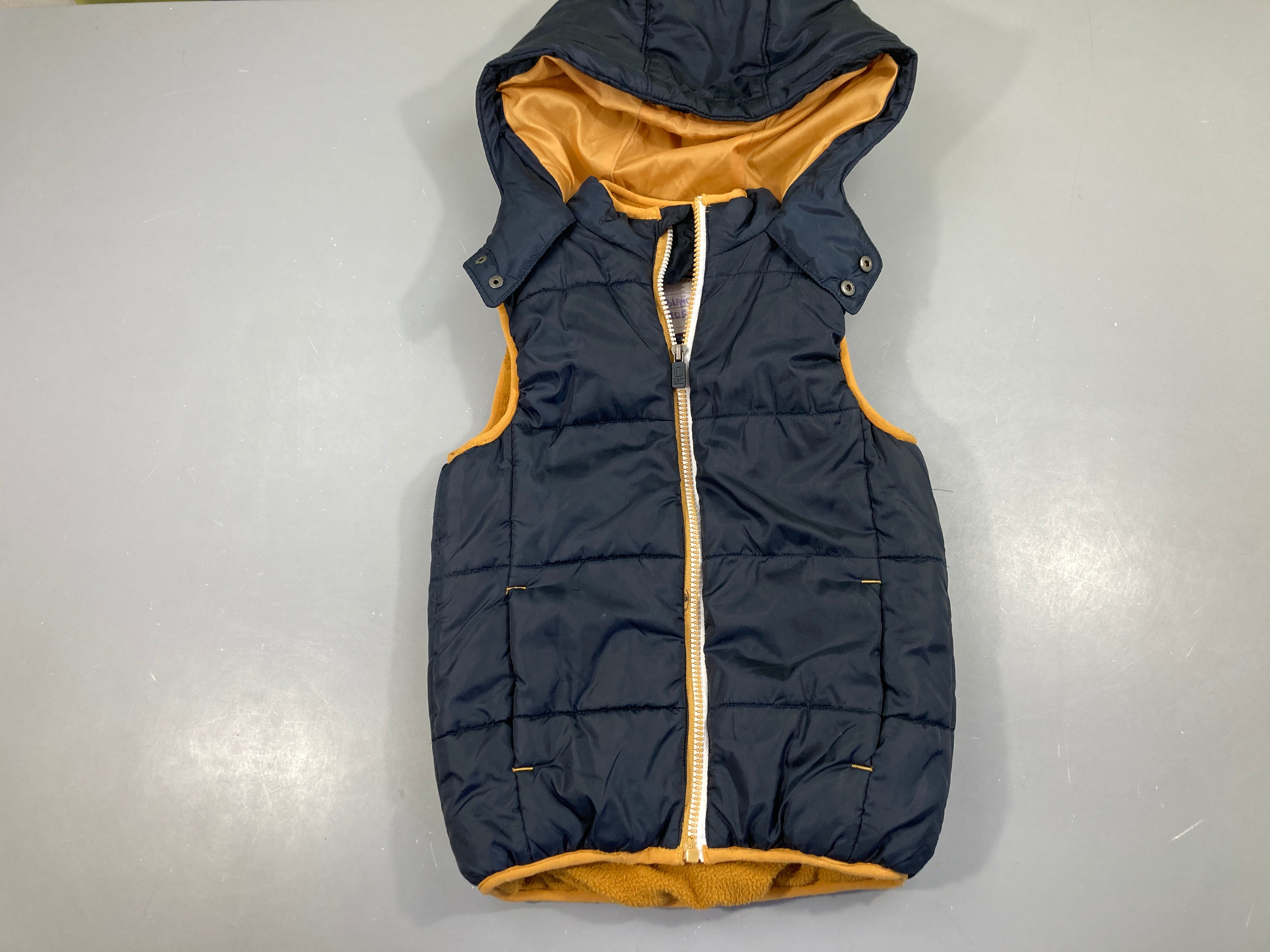 Bodywarmer zippée bleu foncé à capuche