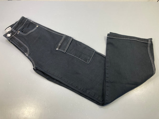 Pantalon cargo denim noir, coutures blanches. Tally-weijl T34, moins cher chez Petit Kiwi