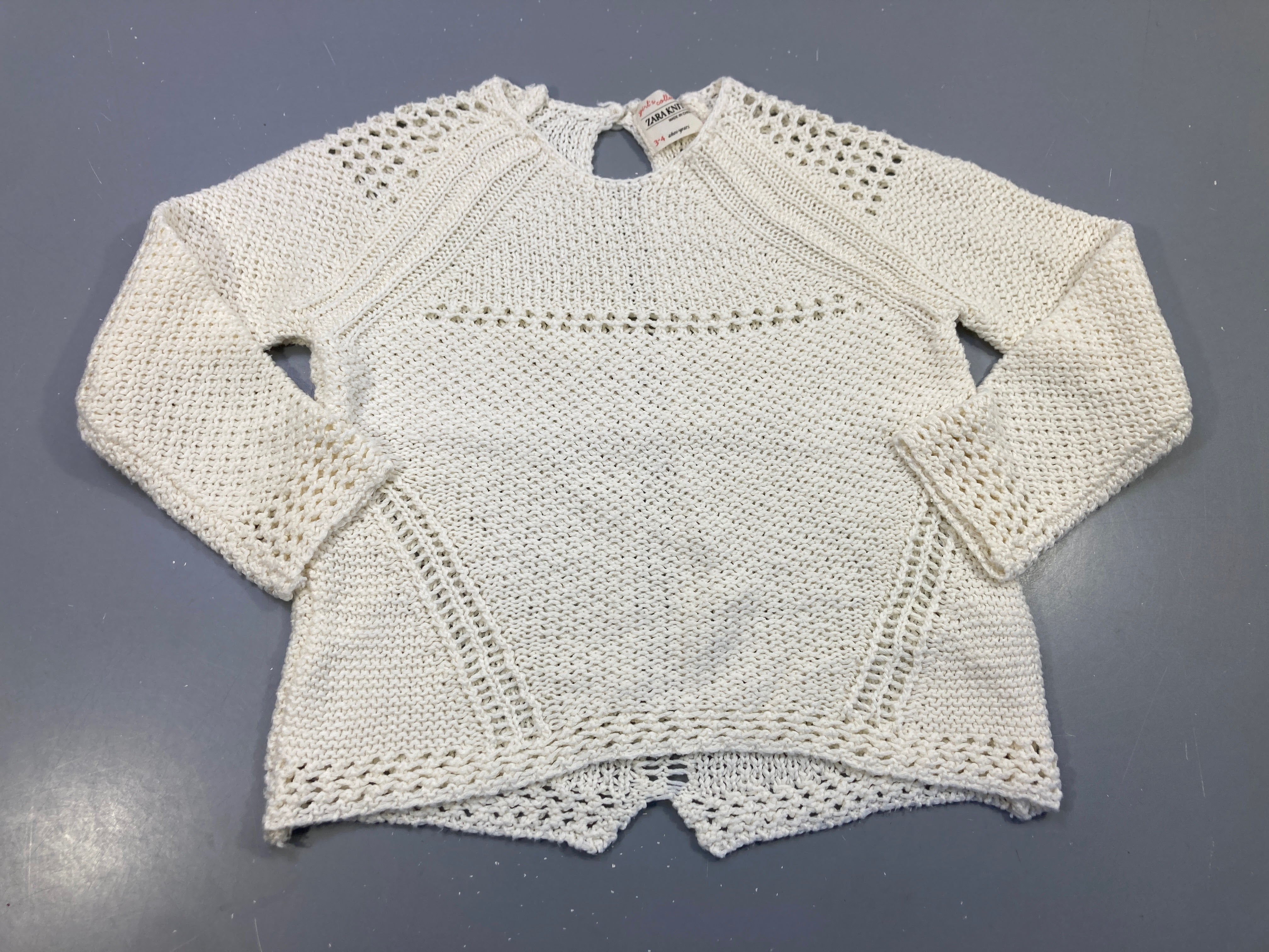 Pull blanc crochet