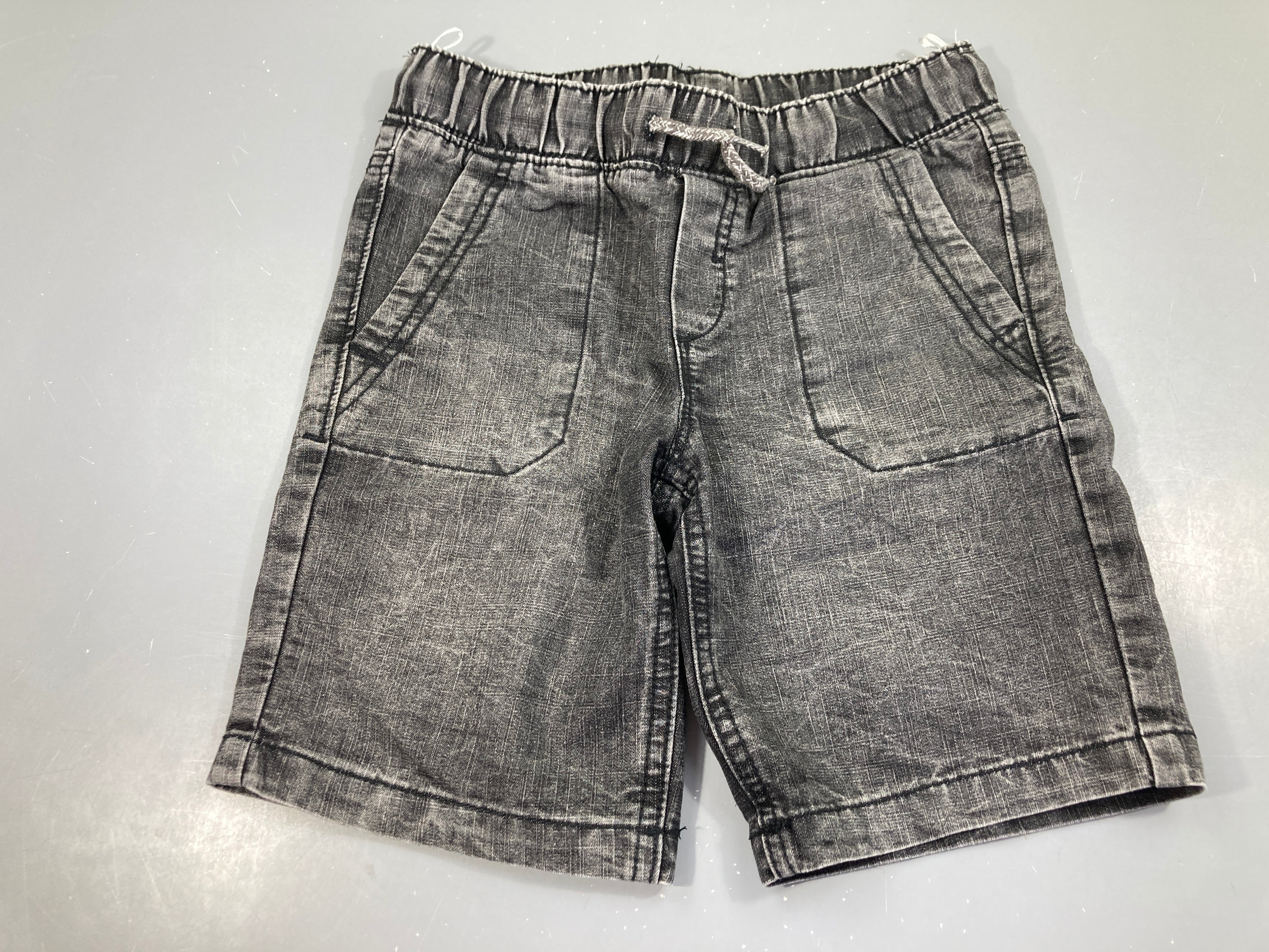 Bermuda denim noir taille élastiquée