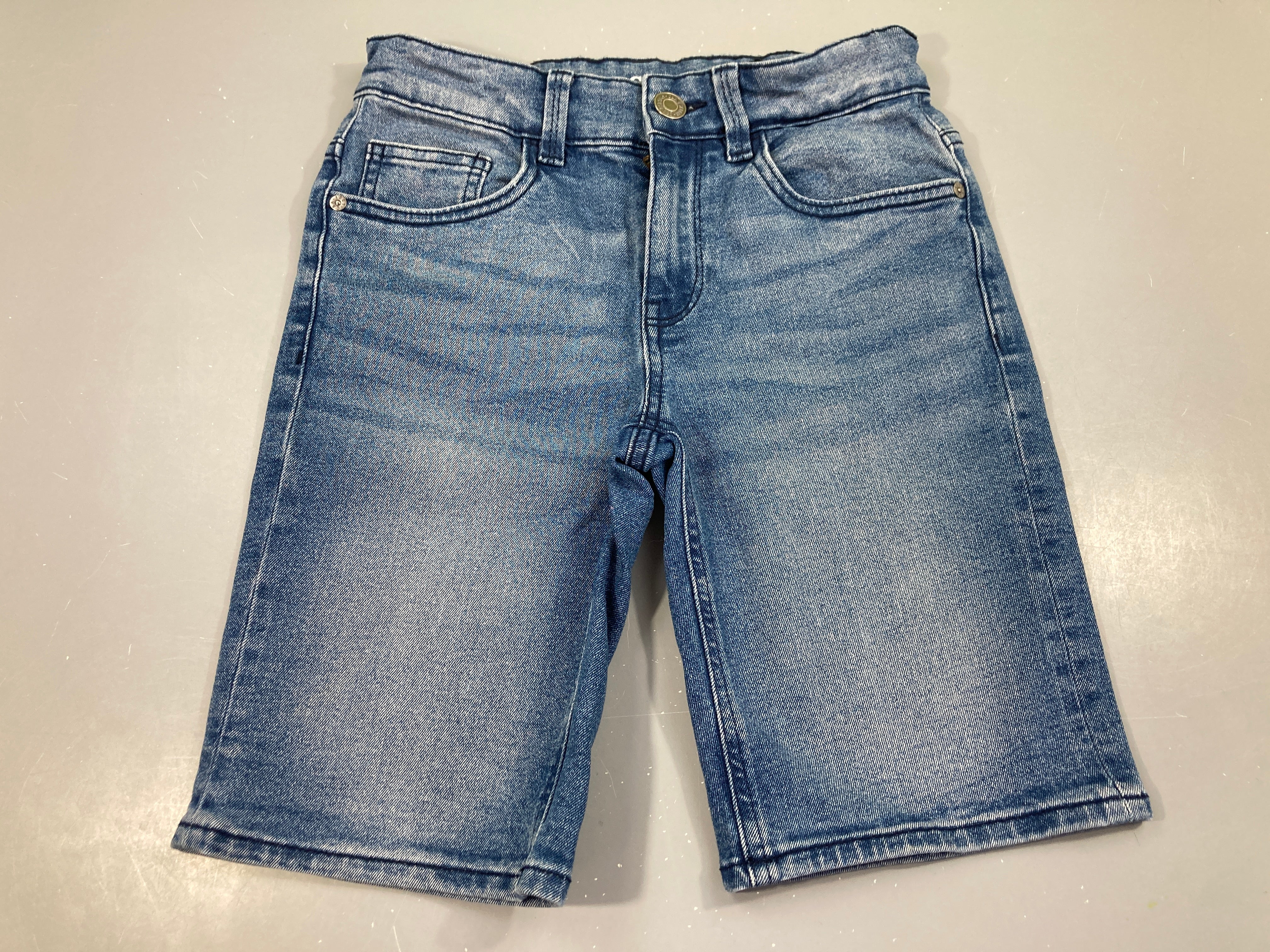 Bermuda en jean straight