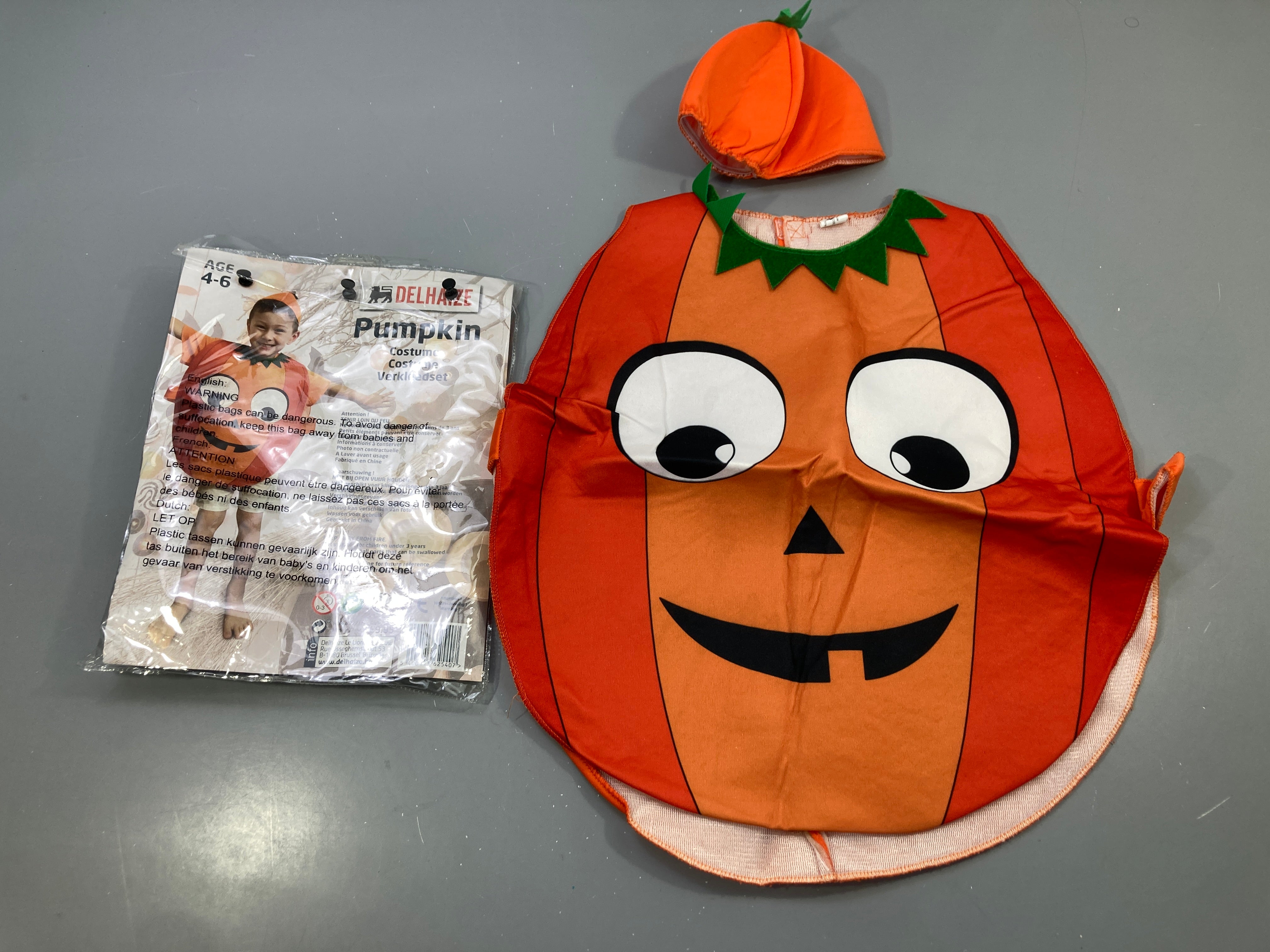Déguisement citrouille orange avec chapeau, Halloween, avec emballage, Delhaize, 4-6a