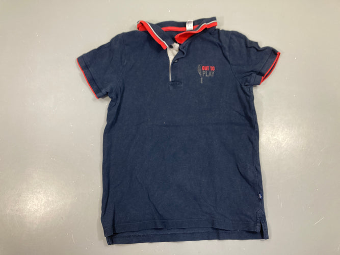 Polo m.c bleu foncé out to play, moins cher chez Petit Kiwi