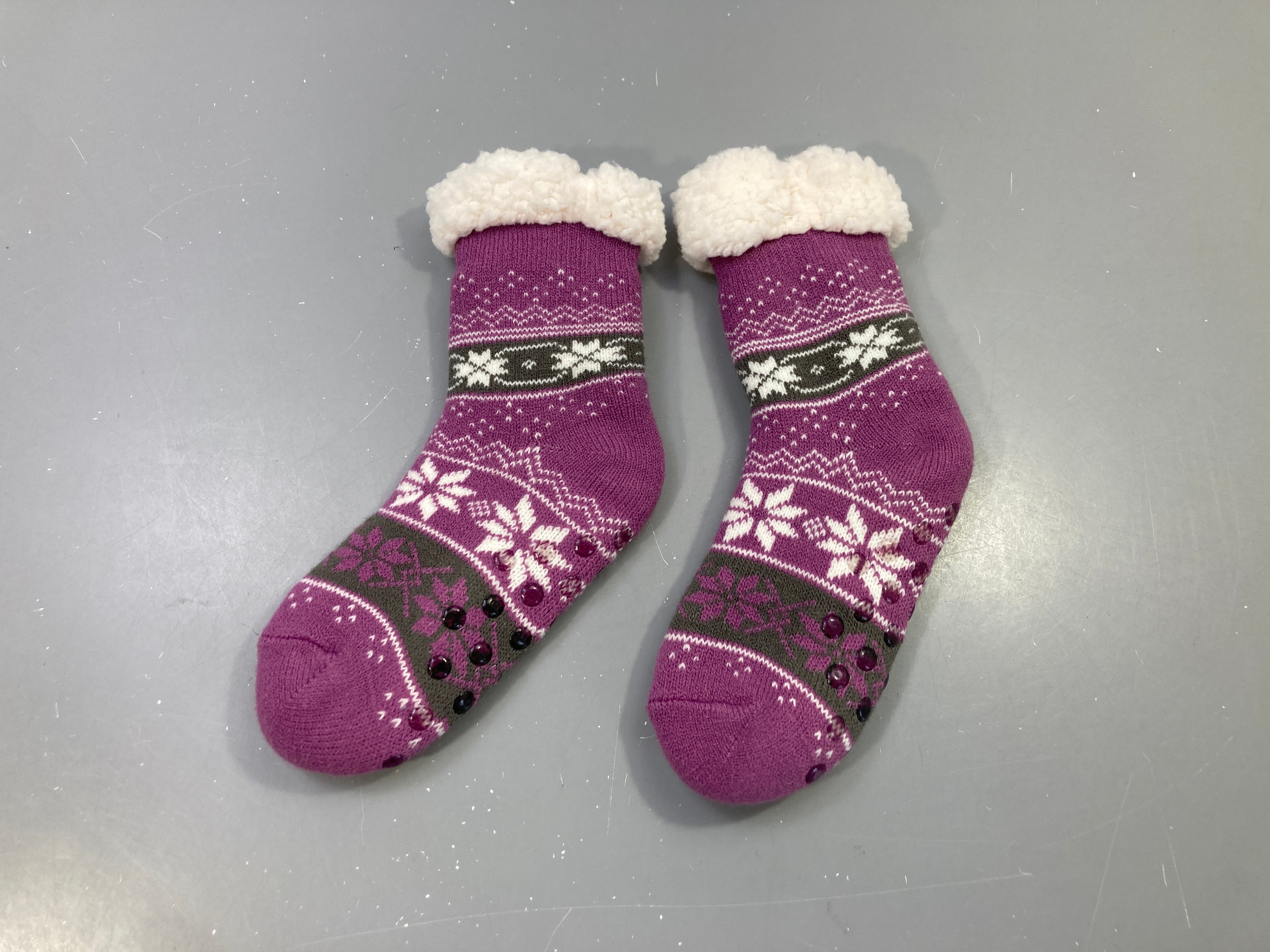 Chaussettes d'intérieur violettes flocons, doublure sherpa, antidérapantes