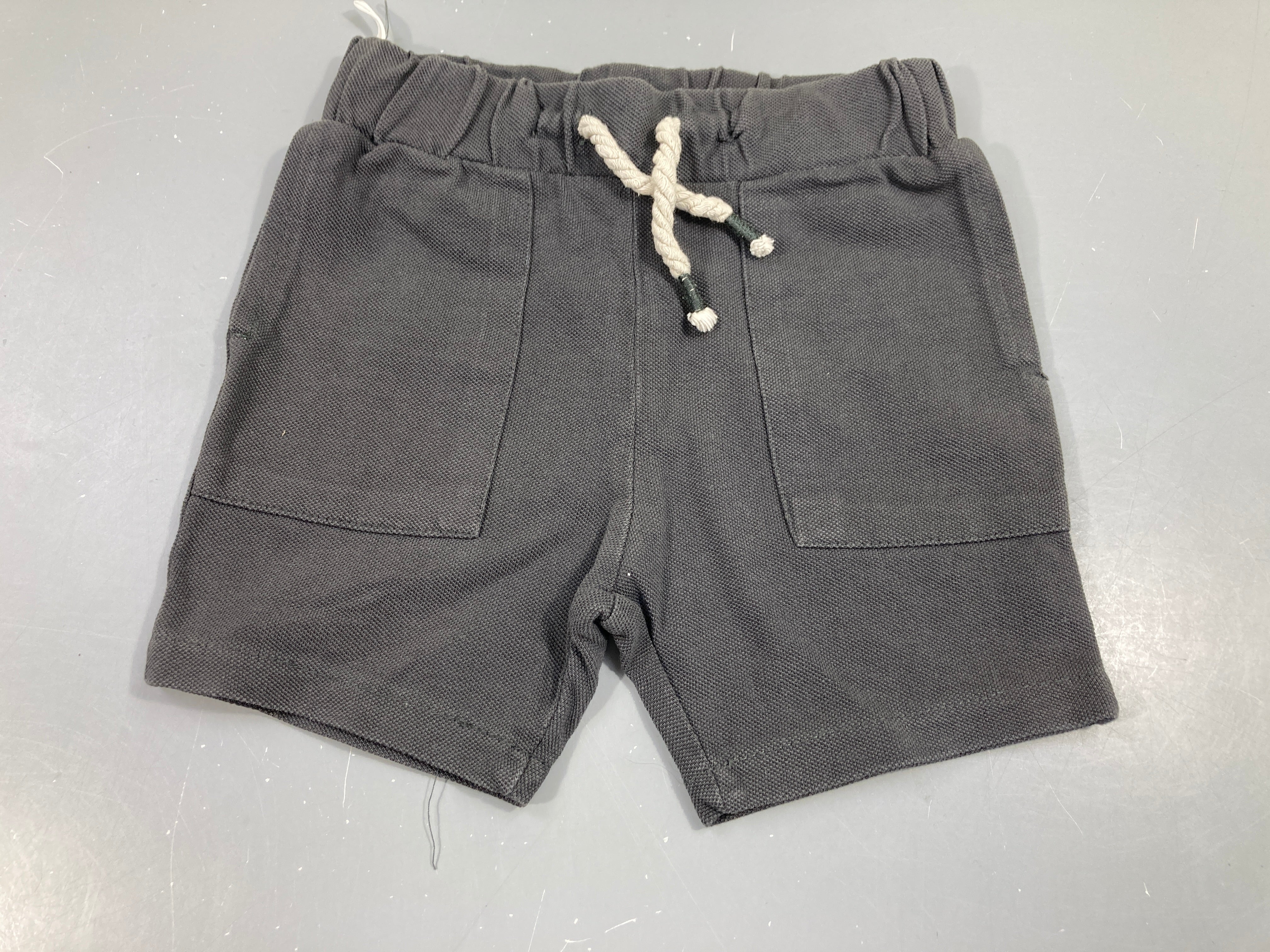 Short jersey gris foncé