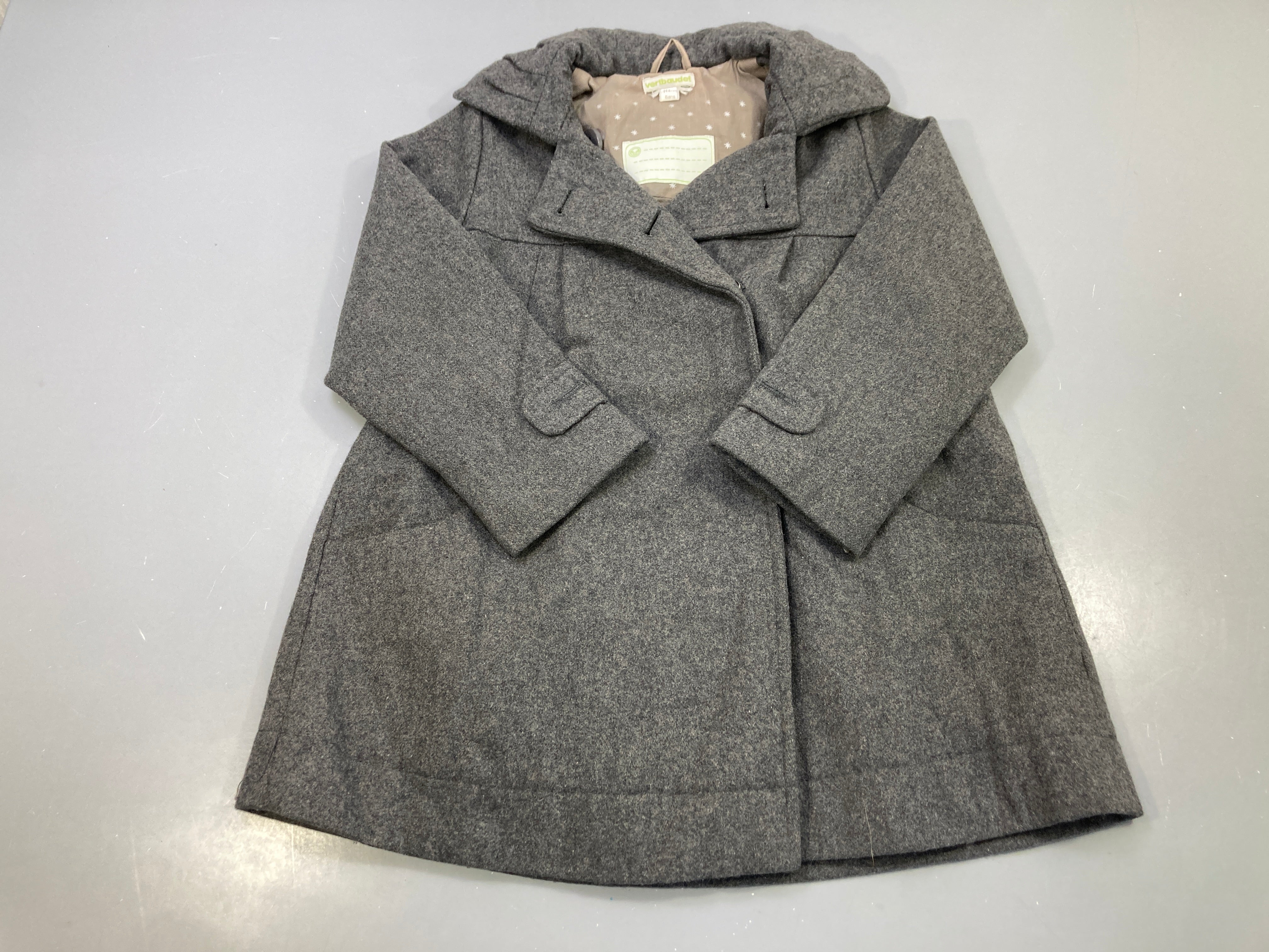 Manteau gris anthracite laine, capuche, doublure taupe étoiles
