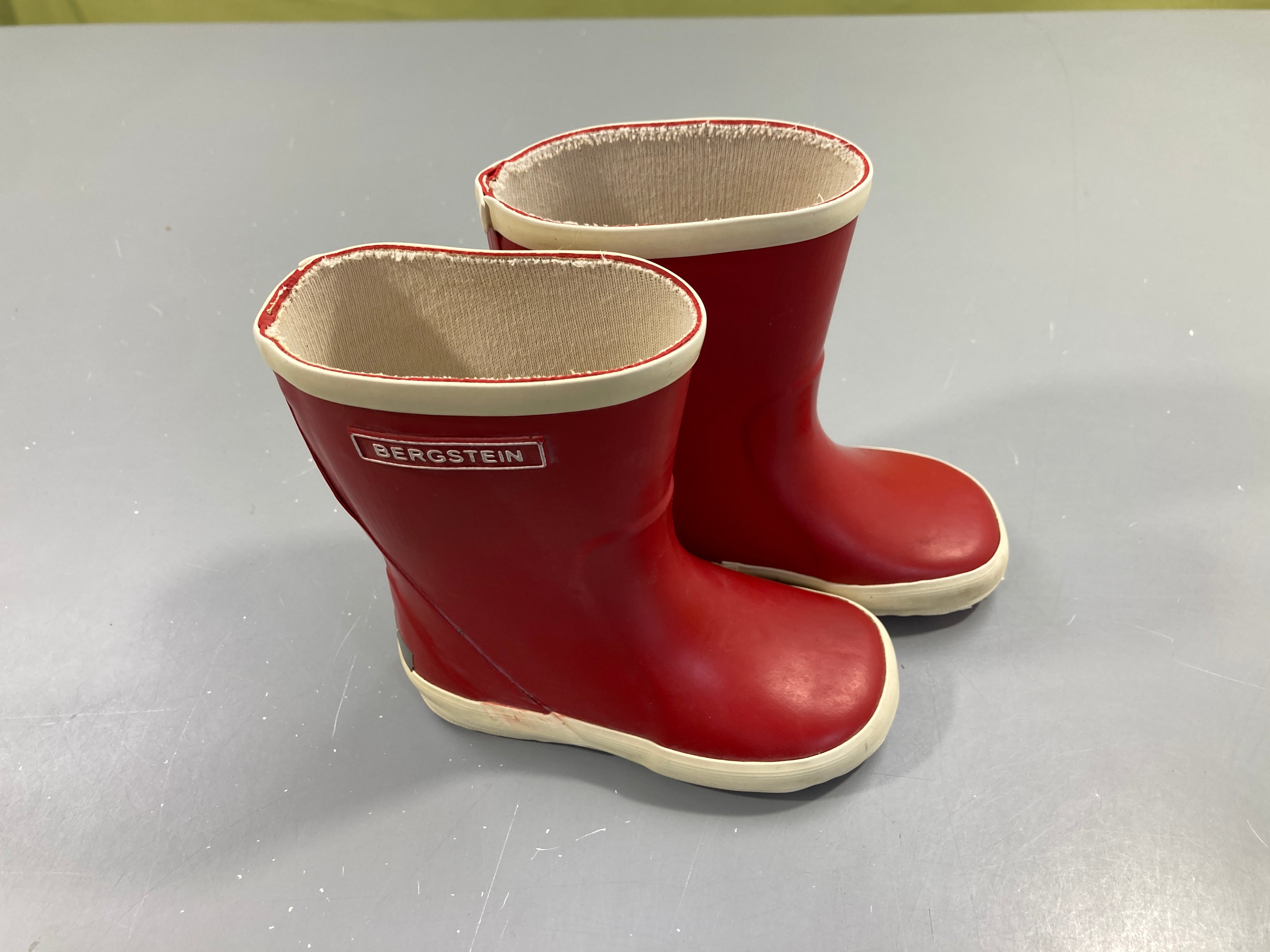 Bottes de pluie rouges, P23 , BERGSTEIN