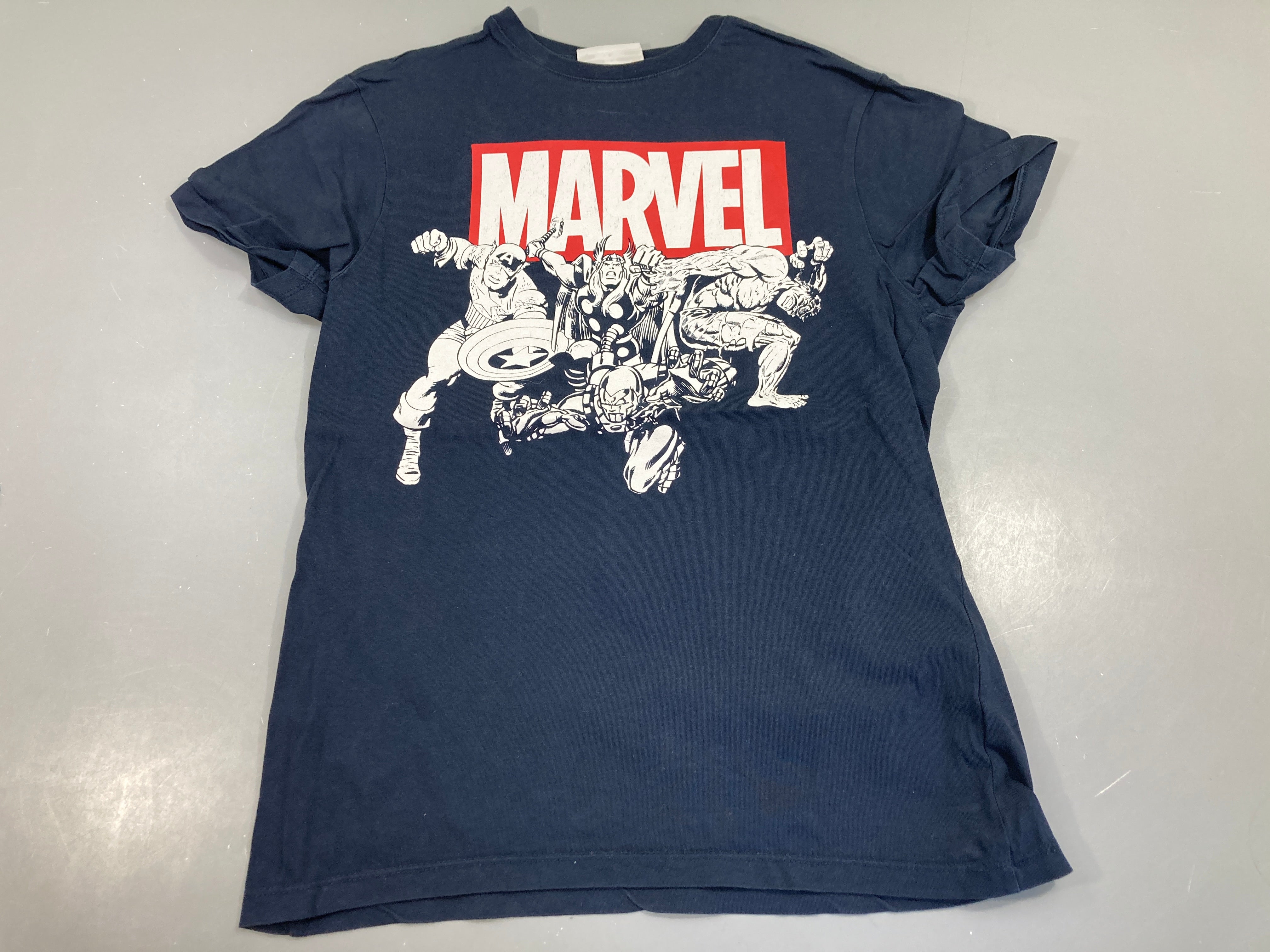T-shirt m.c bleu foncé,MARVEL rouge