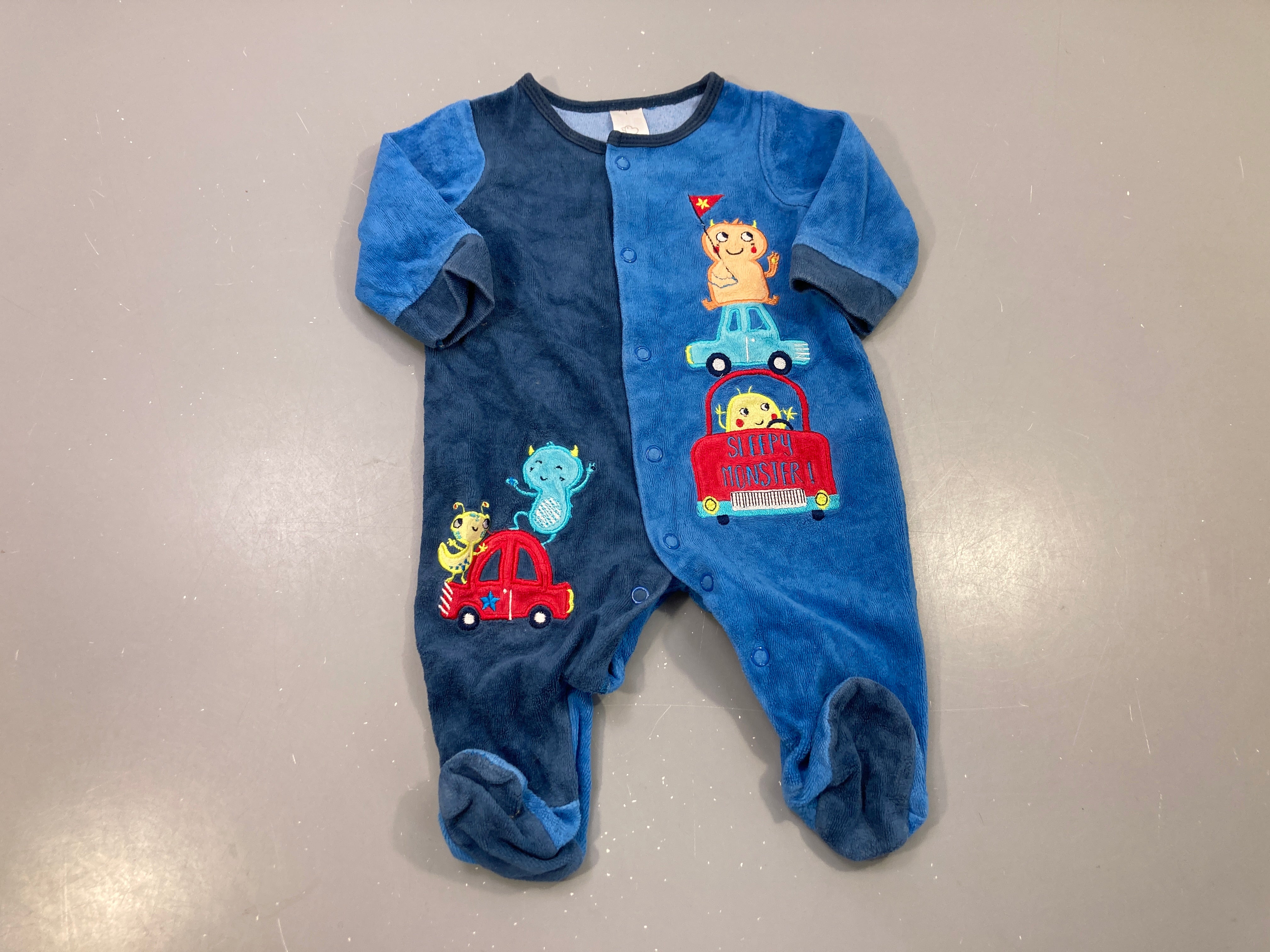 Pyjama velours bleu bicolore monstres voitures 