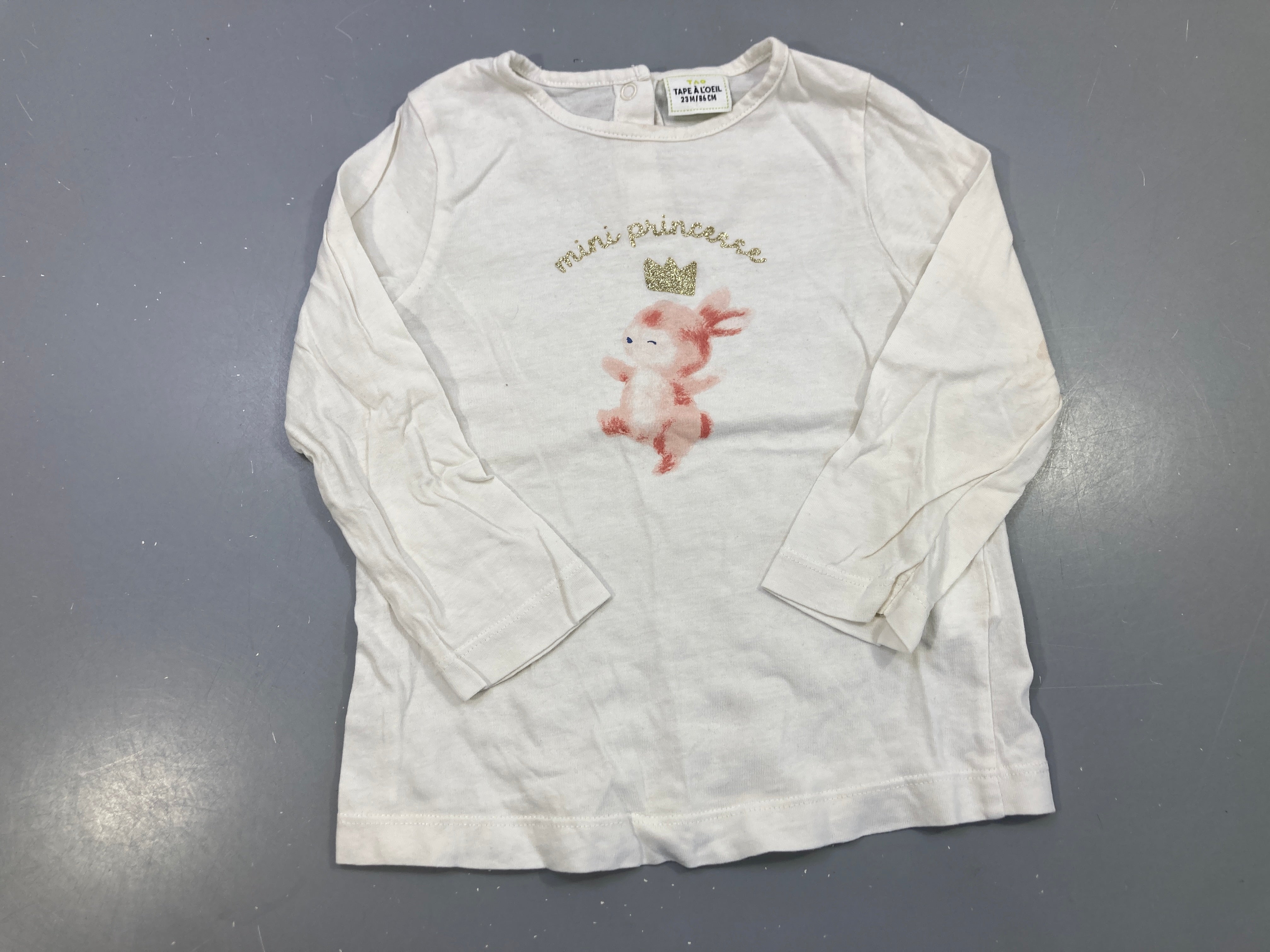 T-shirt m.l blanc lapin rose, mini princesse et couronne sequins dorés