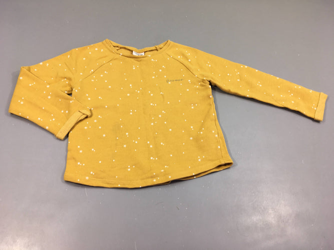 Sweat jaune moutarde flammé , étoiles blanches "J'avoue", moins cher chez Petit Kiwi