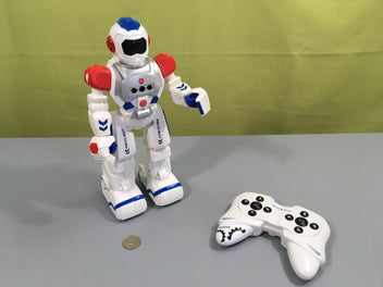 Robot Gear2Play REVO Bot (robot se charge sur secteur-Télécommande sur piles 2AAA non fournies