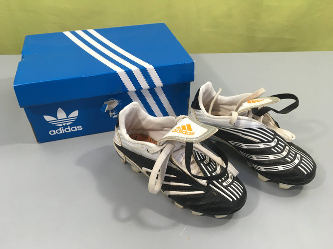 Chaussures de foot 29 noires-blanchees, moins cher chez Petit Kiwi