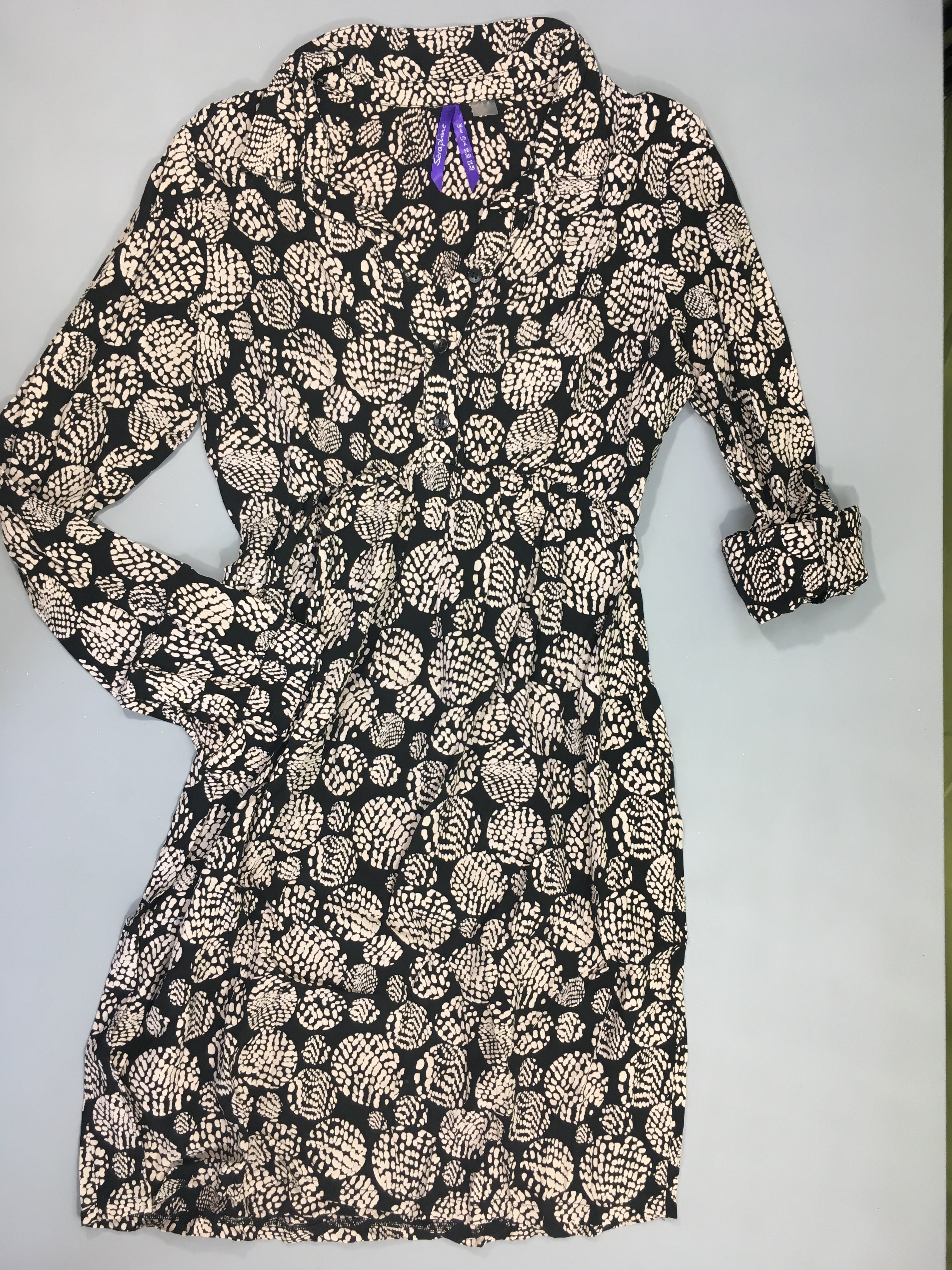 Séraphine-Robe ml ajustable noire motifs beige