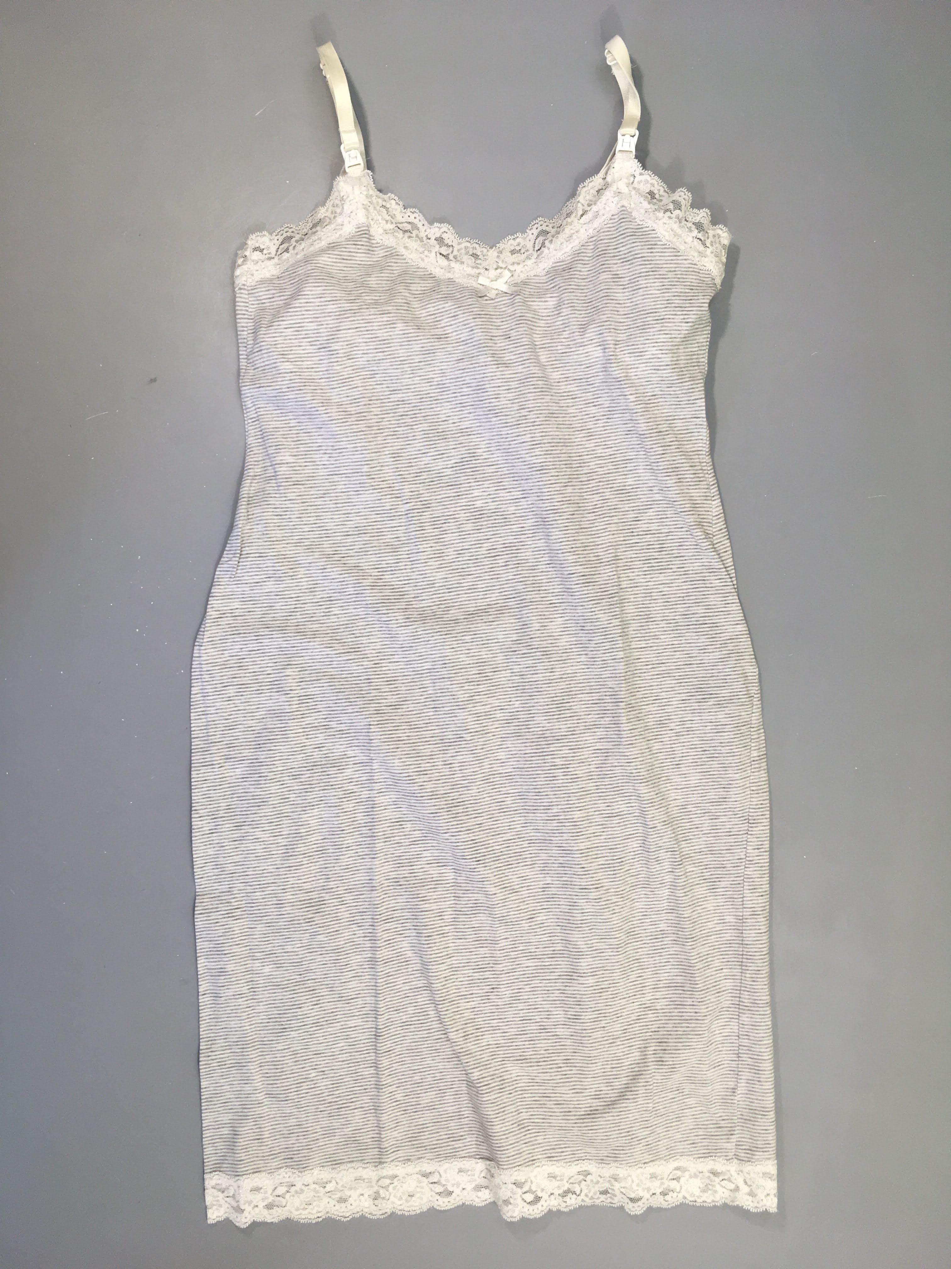 Nuisette d'allaitement jersey gris rayé dentelle haut