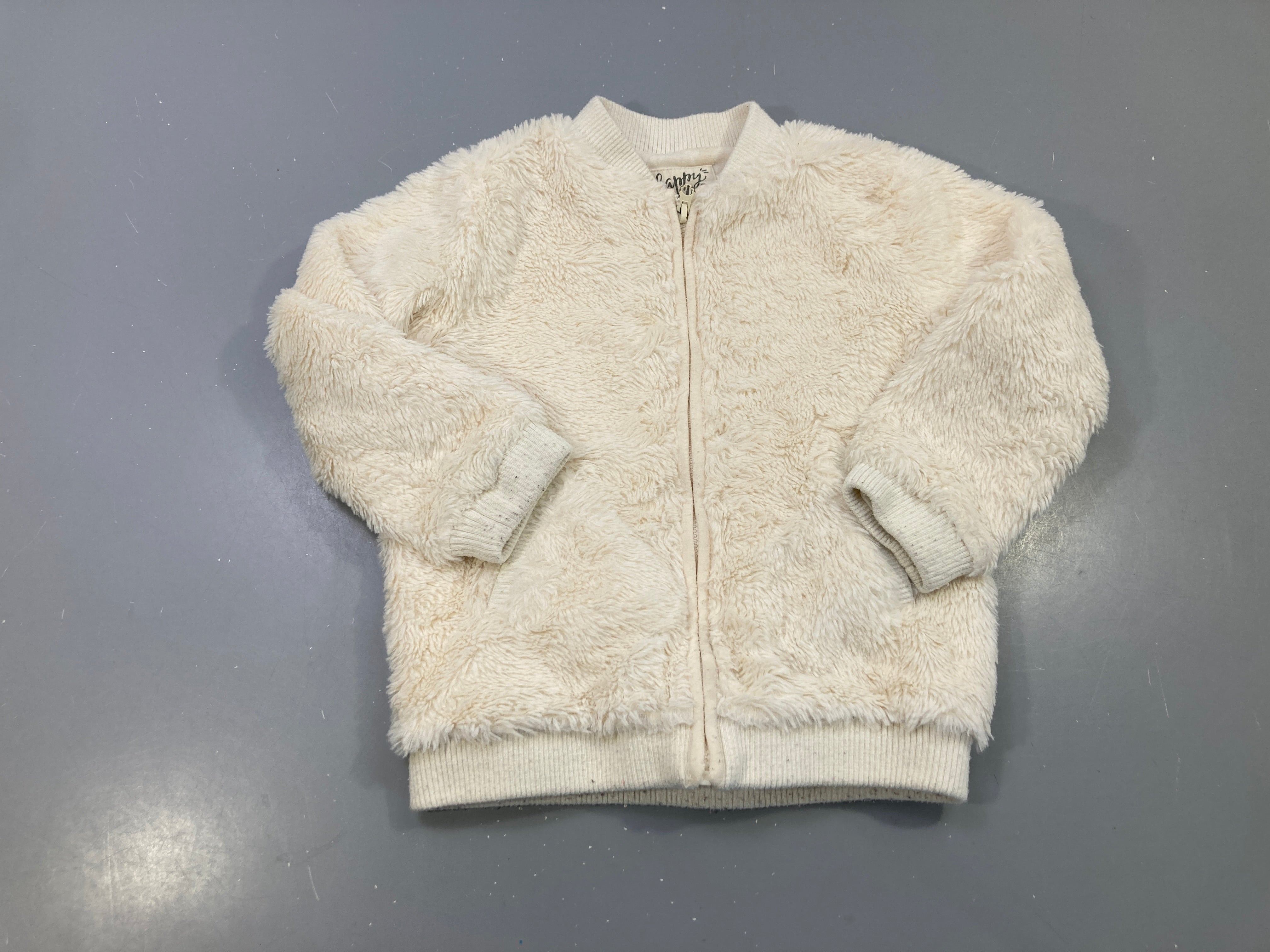 Gilet zippé écru fausse fourrure
