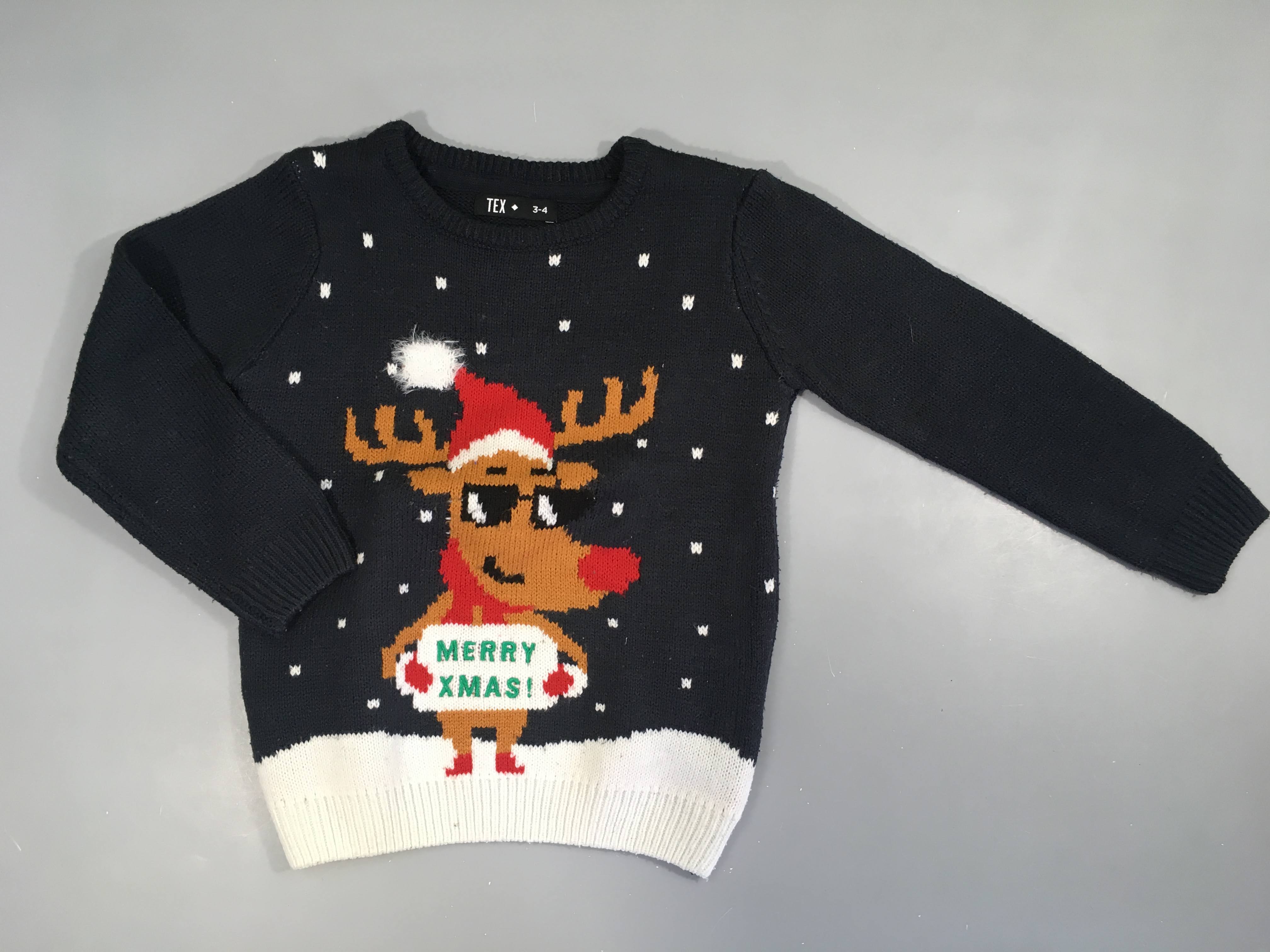 Pull bleu foncé de Noel Bouloché