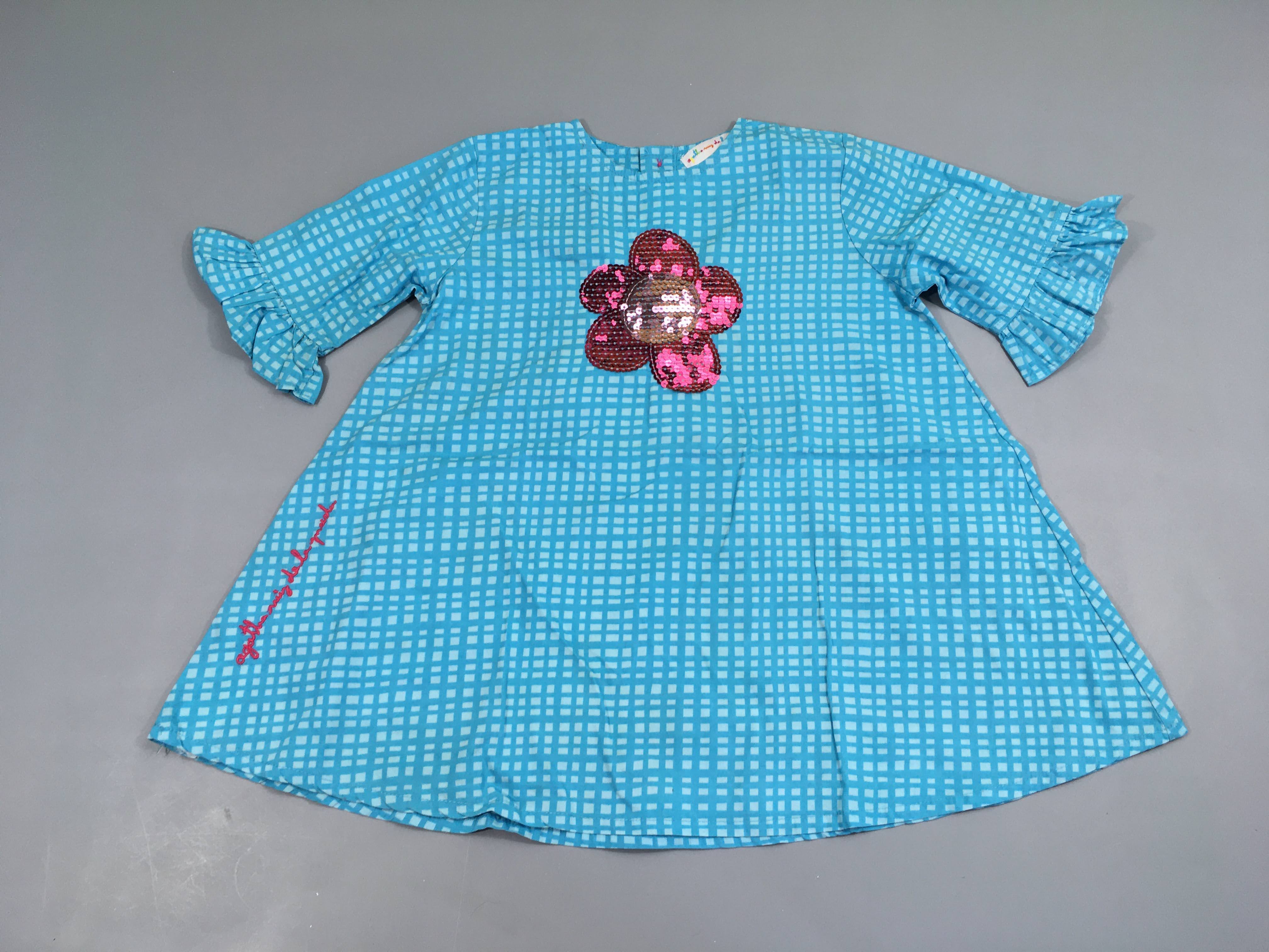 Robe m.c bleu à carreaux fleurs sequins