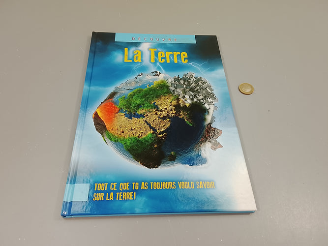 Découvre. La terre, moins cher chez Petit Kiwi