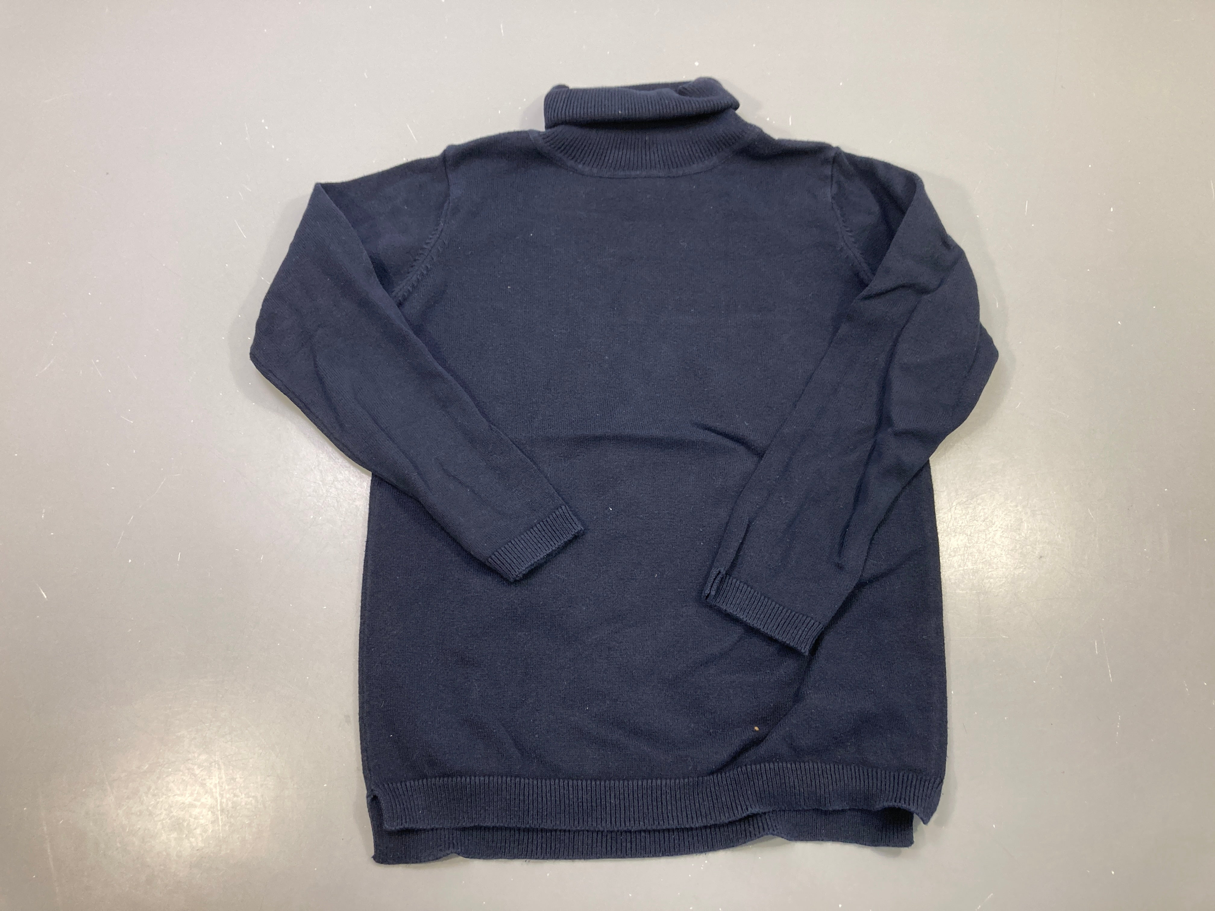 Pull col roulé bleu marine maille fine