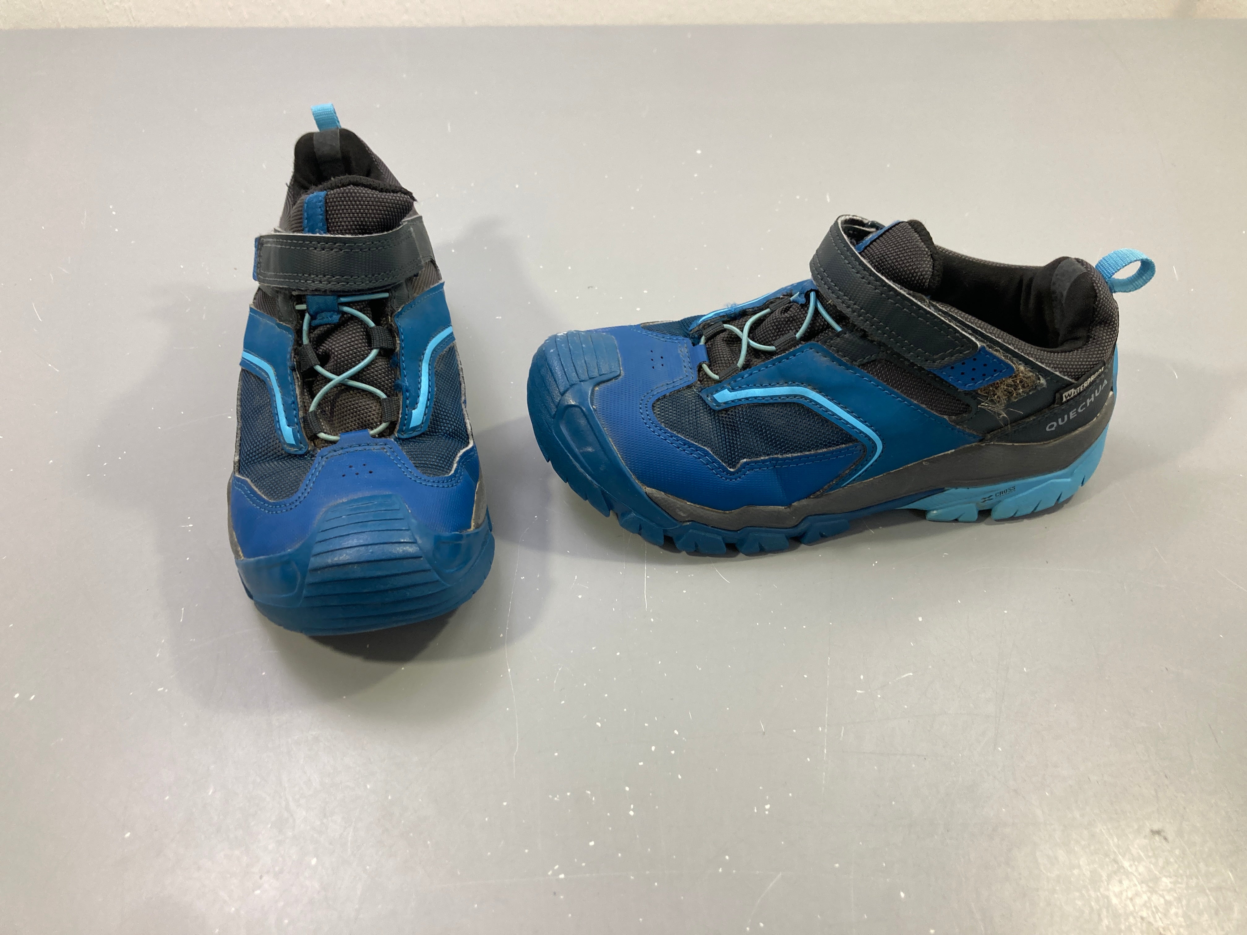 Chaussures randonnée bleues imperméables, scratch et lacets élastiques, Quechua