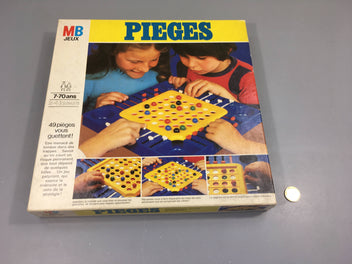Pièges- Vintage 7-70 Boite usée