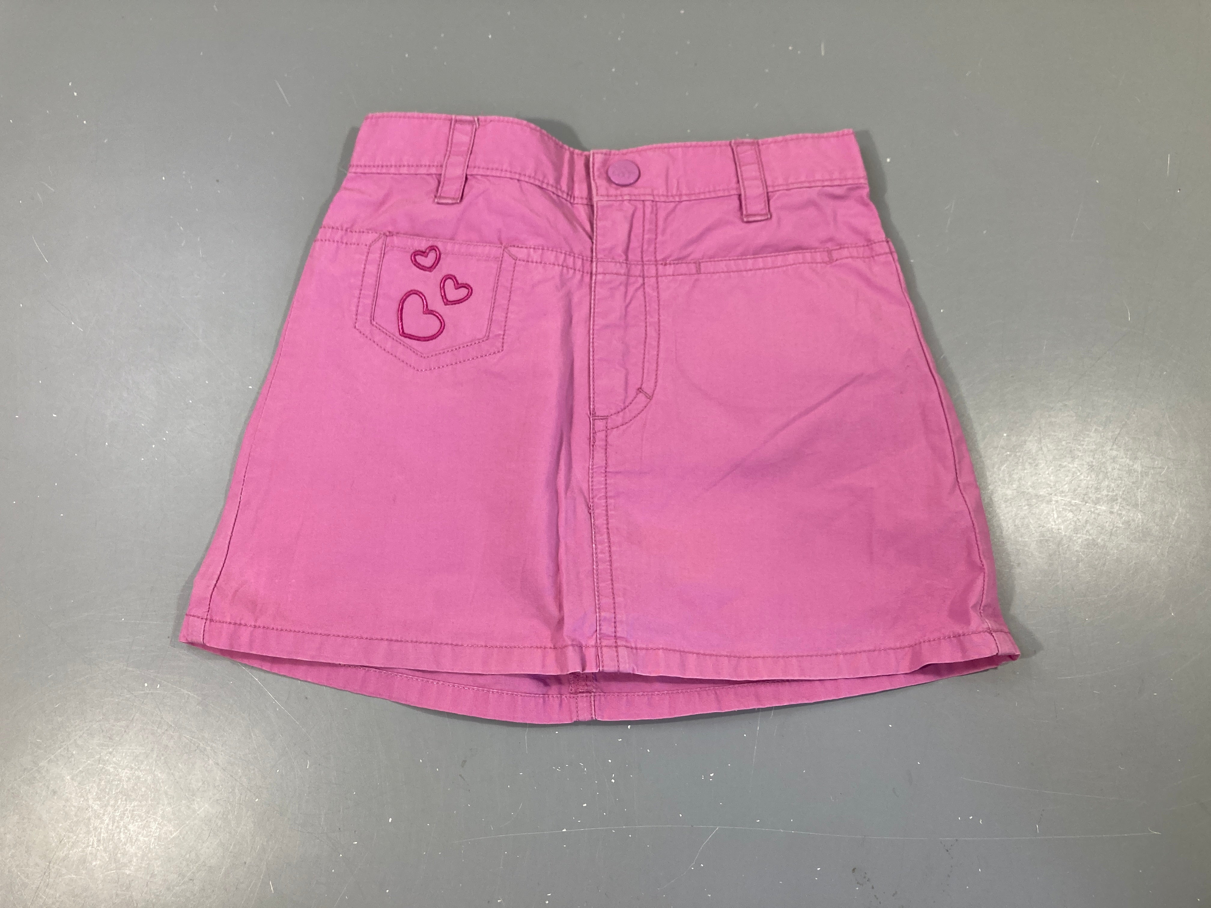 Jupe mauve clair légère auréole avant