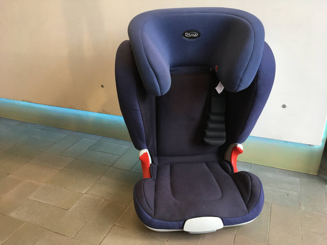 Siège auto Kidfix XP,  bleu-noir Britax Römer, de 4 à 12 ans (15-36 kg), moins cher chez Petit Kiwi