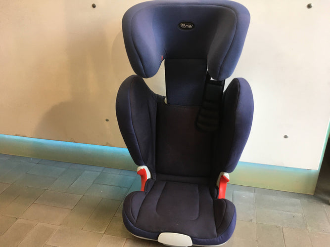 Siège auto Kidfix XP,  bleu-noir Britax Römer, de 4 à 12 ans (15-36 kg), moins cher chez Petit Kiwi