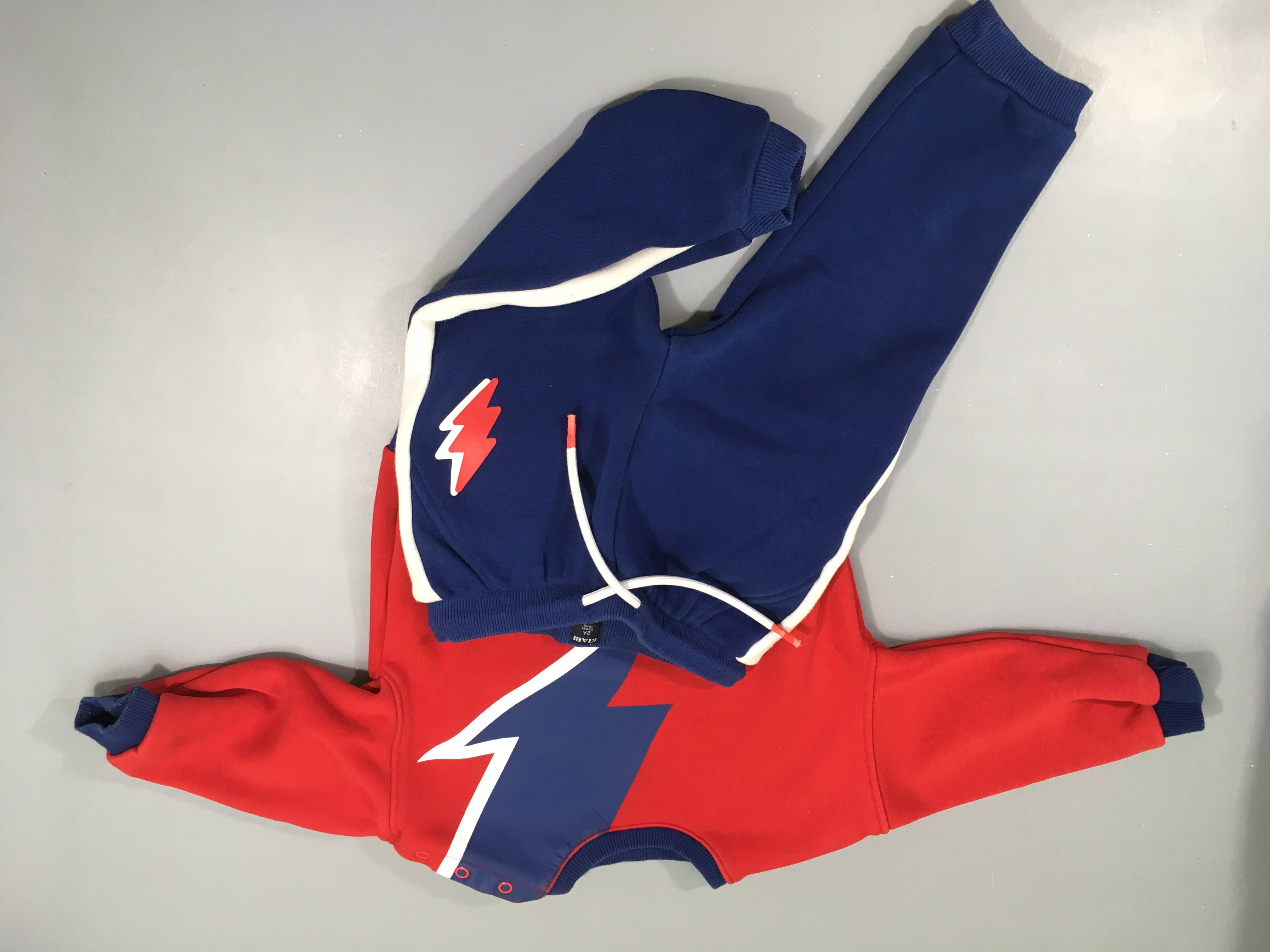 Ensemble jogging sweatshirt rouge et bleu, pantalon bleu