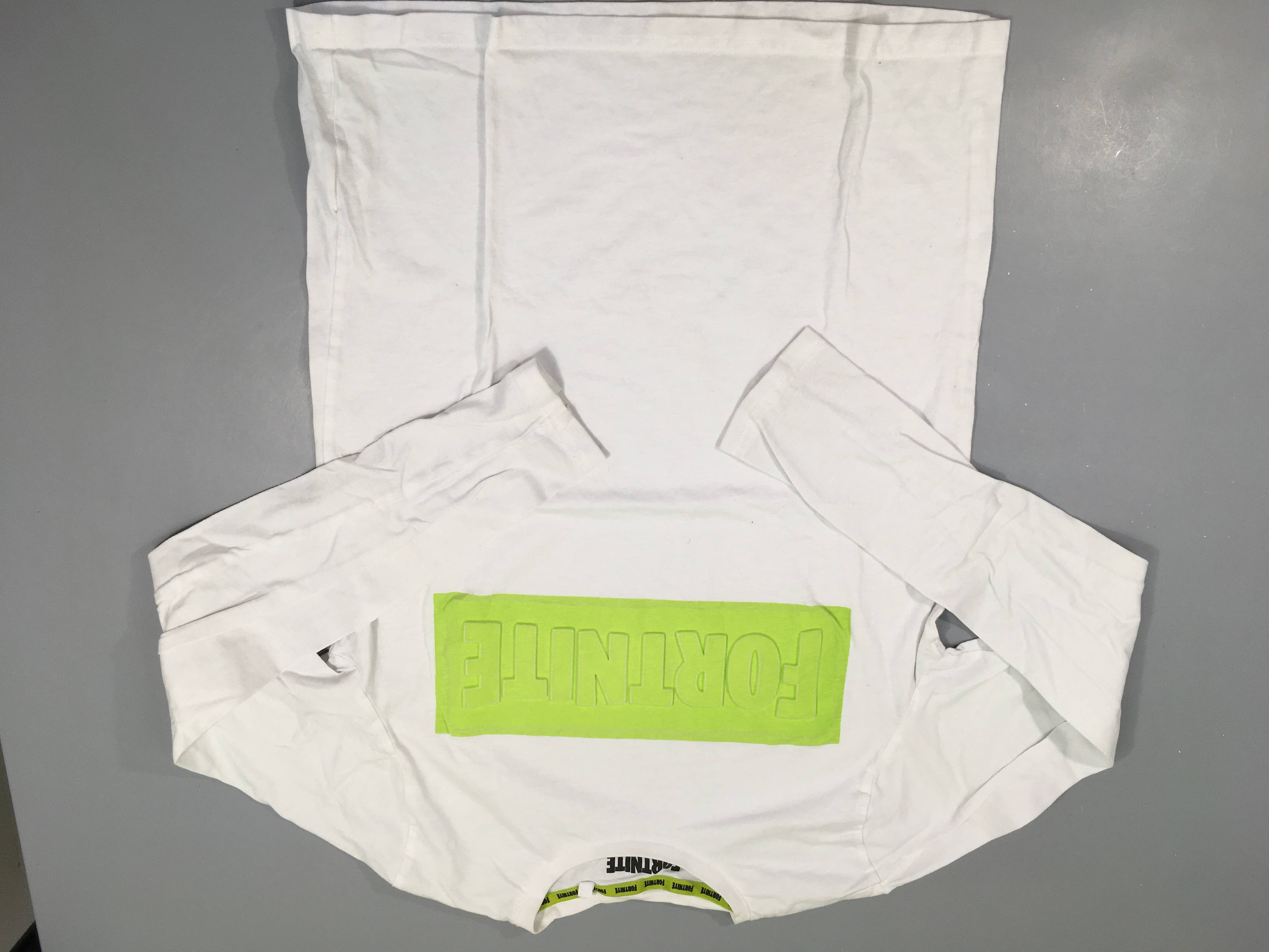 T-shirt m.l blanc et vert fluo Fortnite