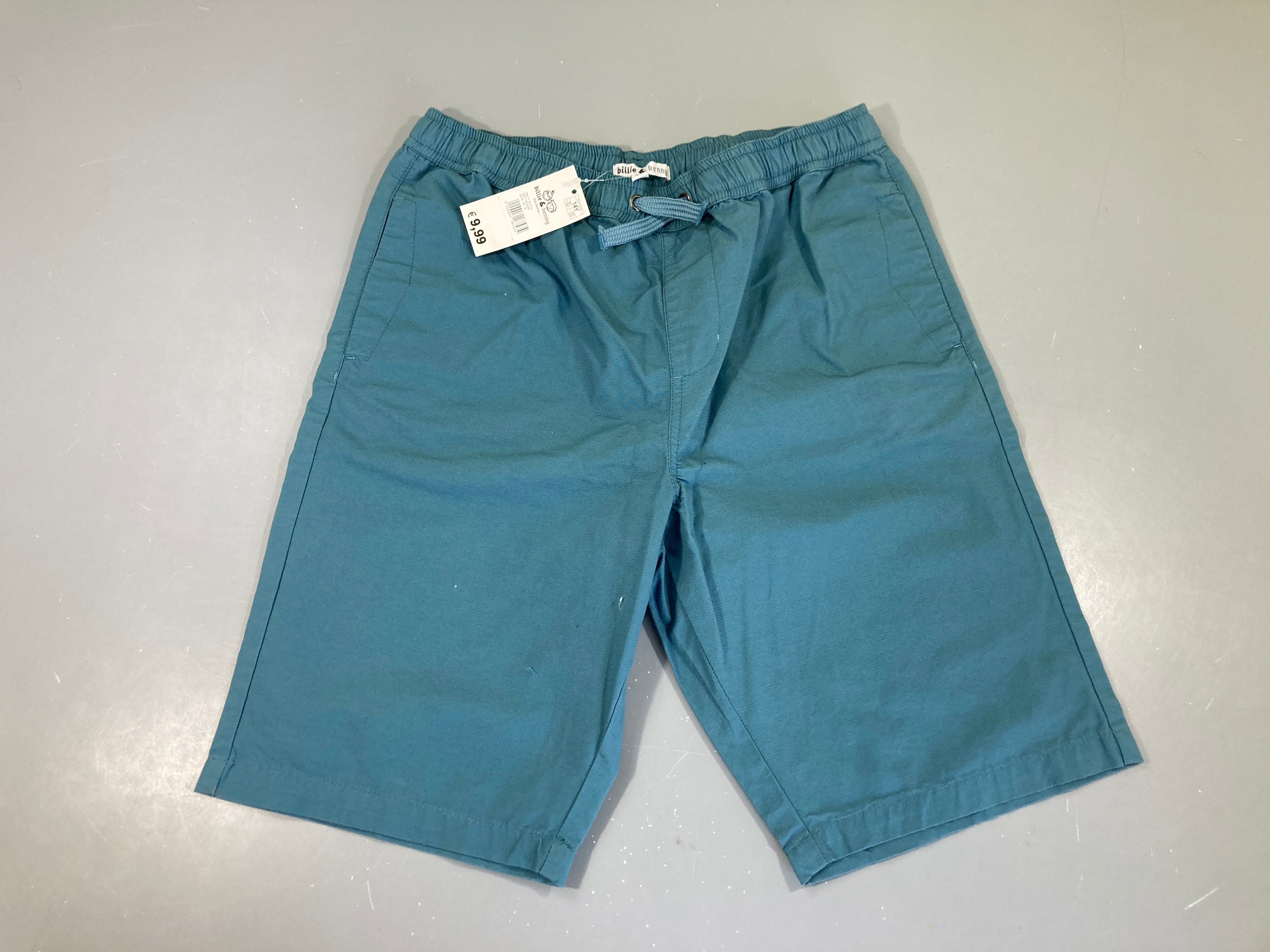 Neuf-Bermuda bleu