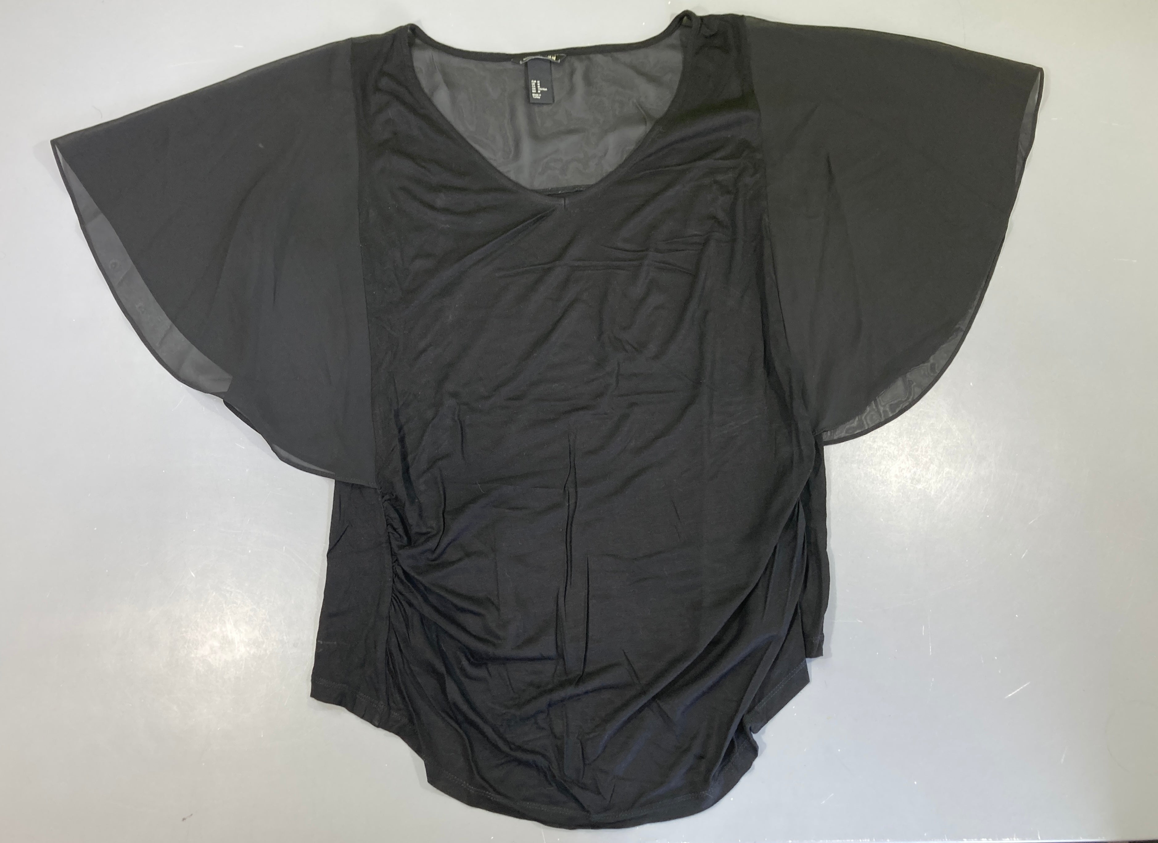 Blouse noire voile manche