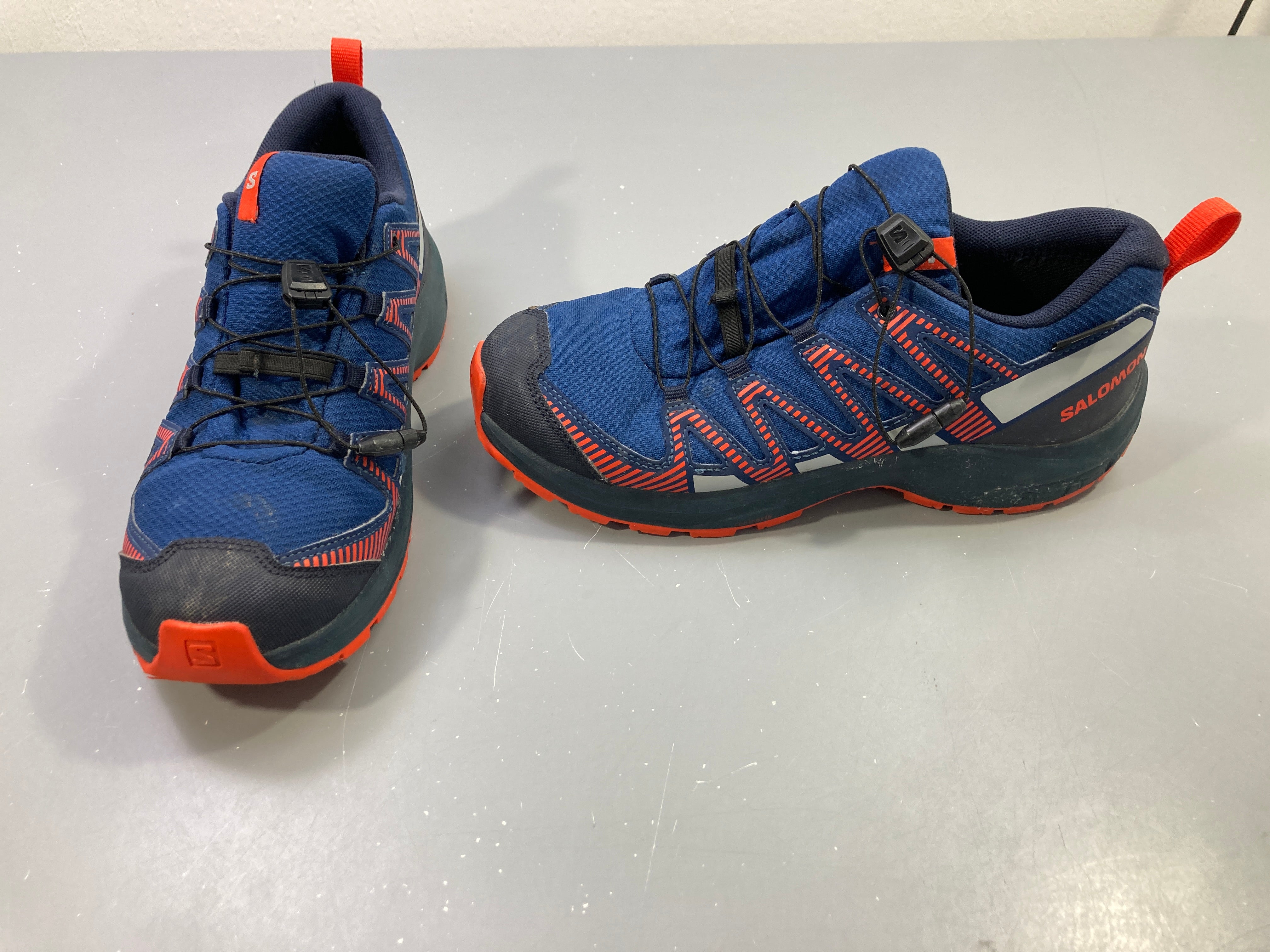 Baskets bleu et orange, laçage rapide, Salomon, 39