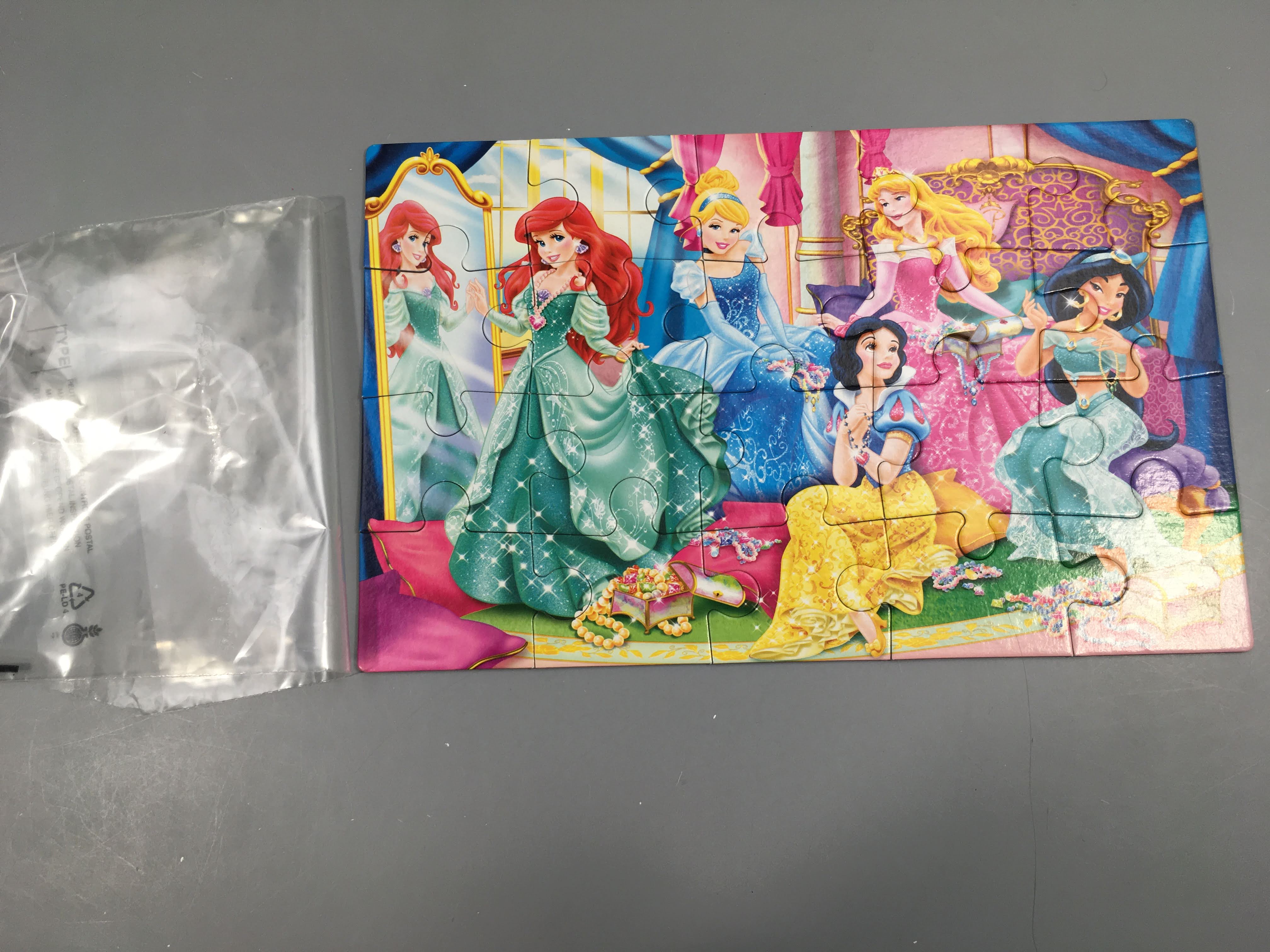 Puzzle Princesse 20 pcs (Sans boîte) Complet