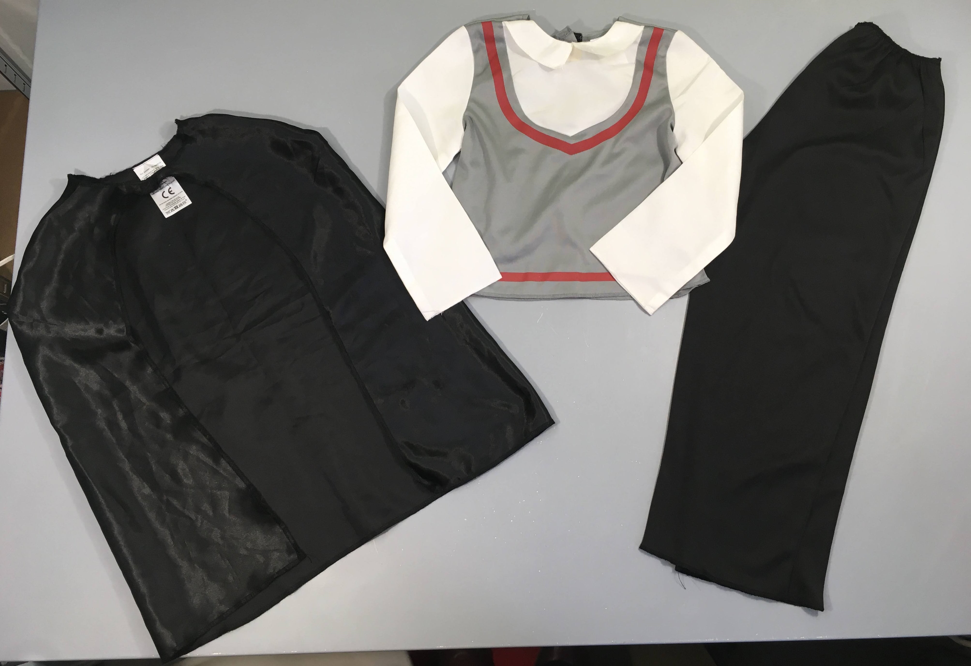 Déguisement Zorro cape + haut effet chemise + pantalon noir, 4-6a