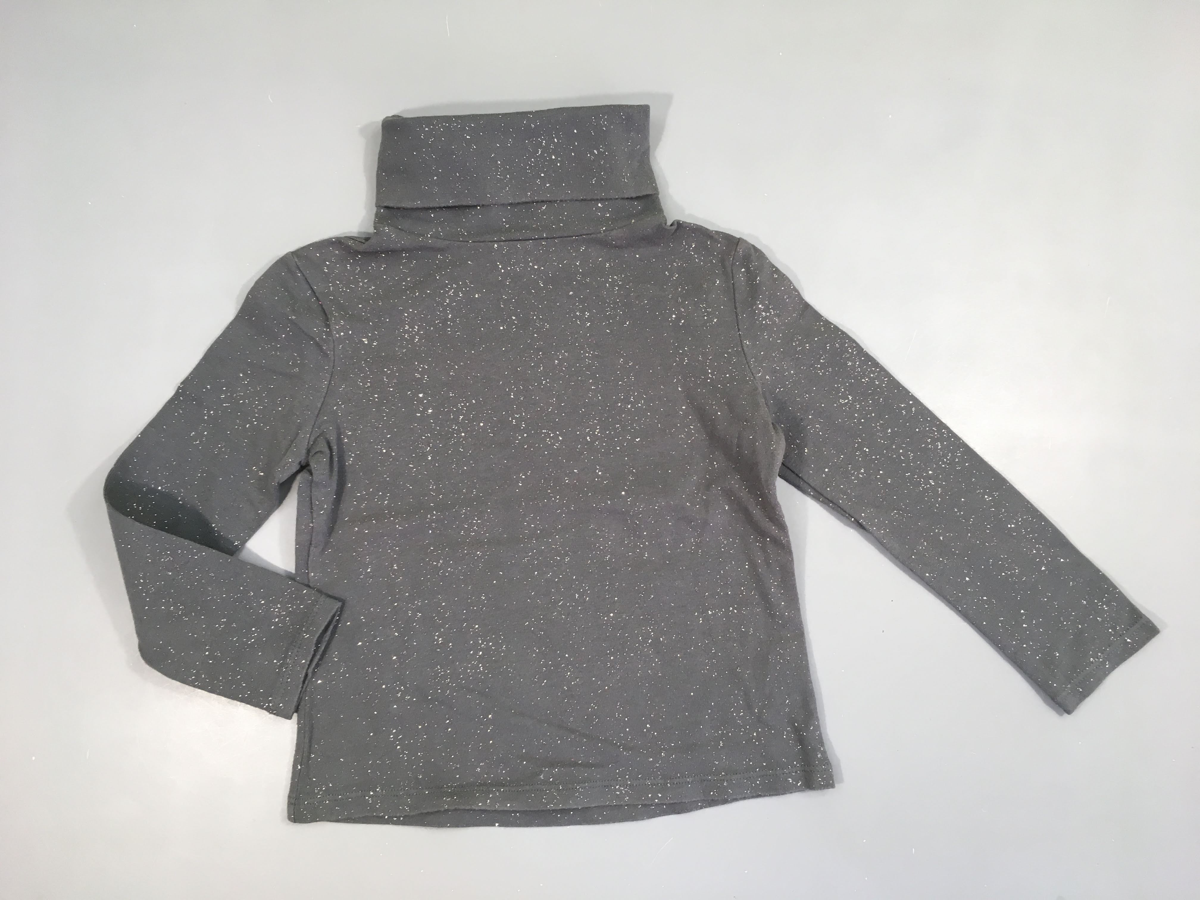 T-shirt m.l col roulé gris pailleté